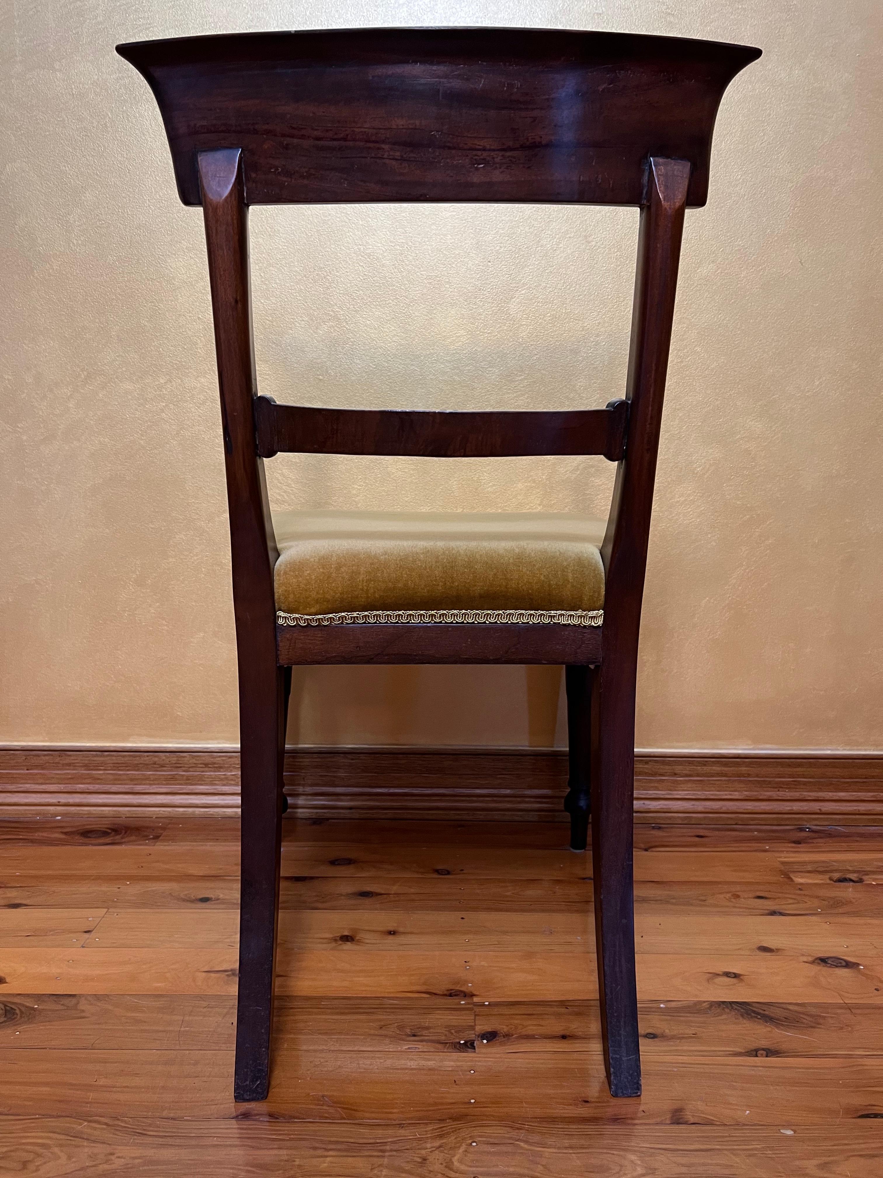 Antique English Mahogany Gold Velvet Chairs Six Set For Sale 1