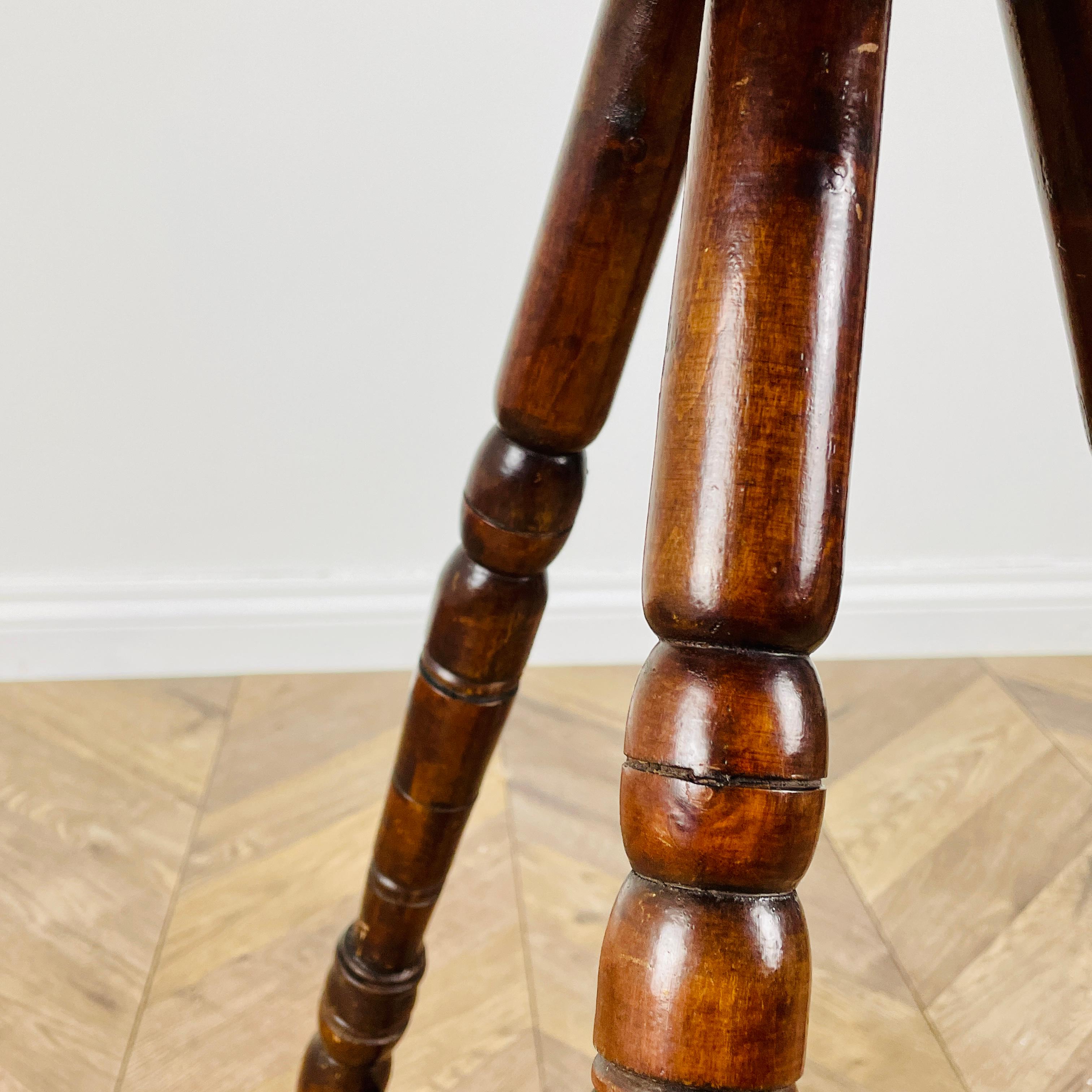 Late 19th Century Antique English Mahogany Gypsy Table, 19th Century