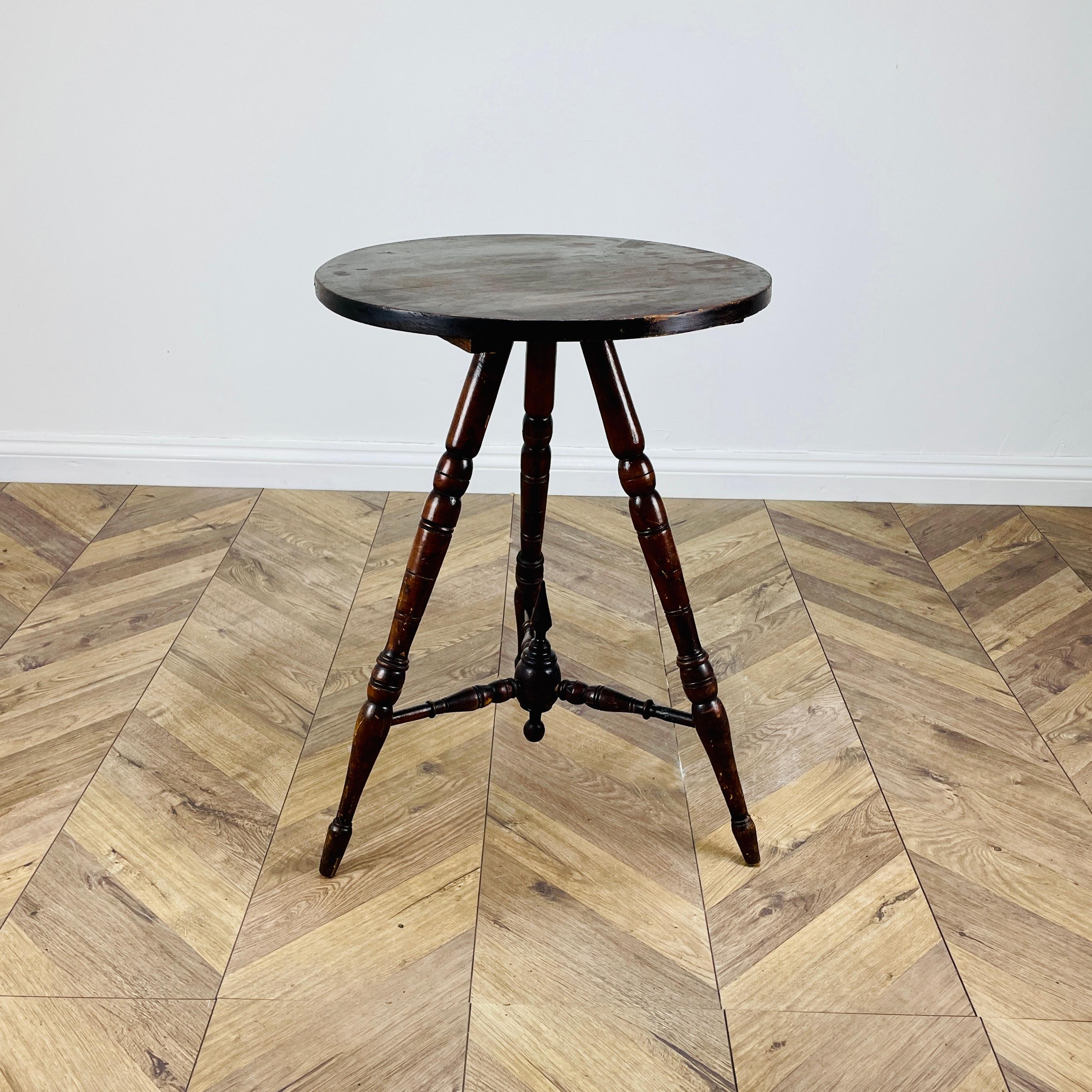Antique English Mahogany Gypsy Table, 19th Century 2