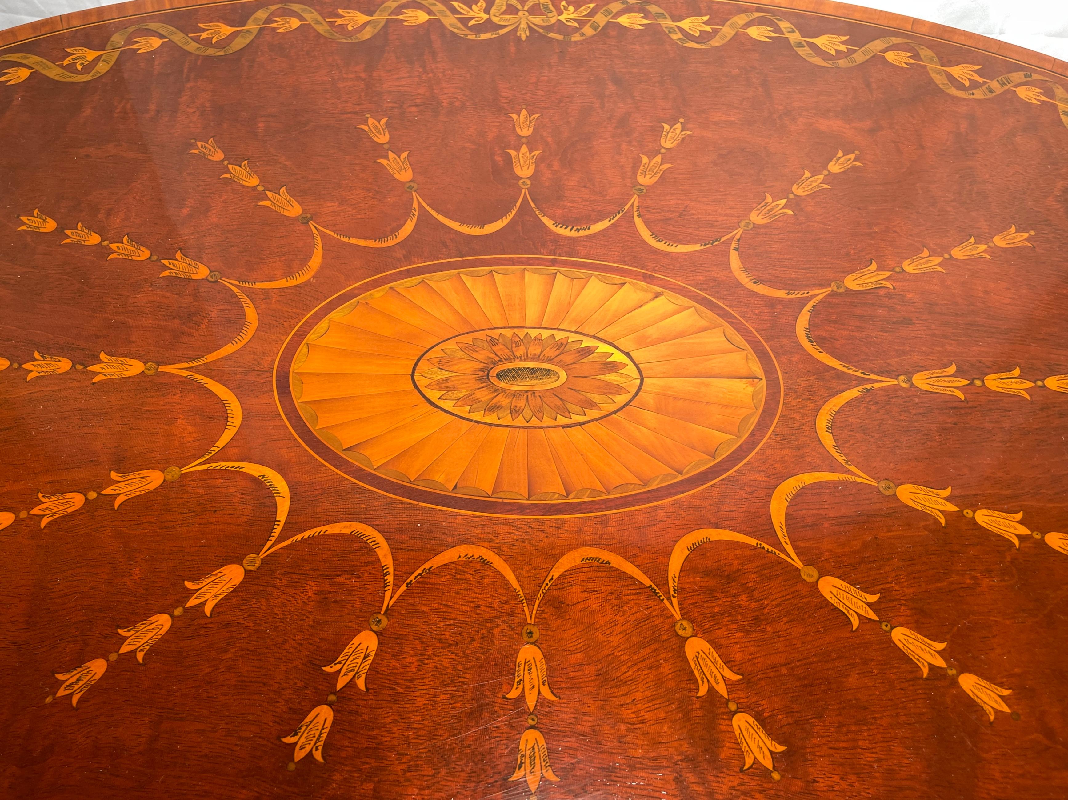 Antique Late 19th Century English Mahogany Oval Table with Inlay. In Good Condition For Sale In New Orleans, LA