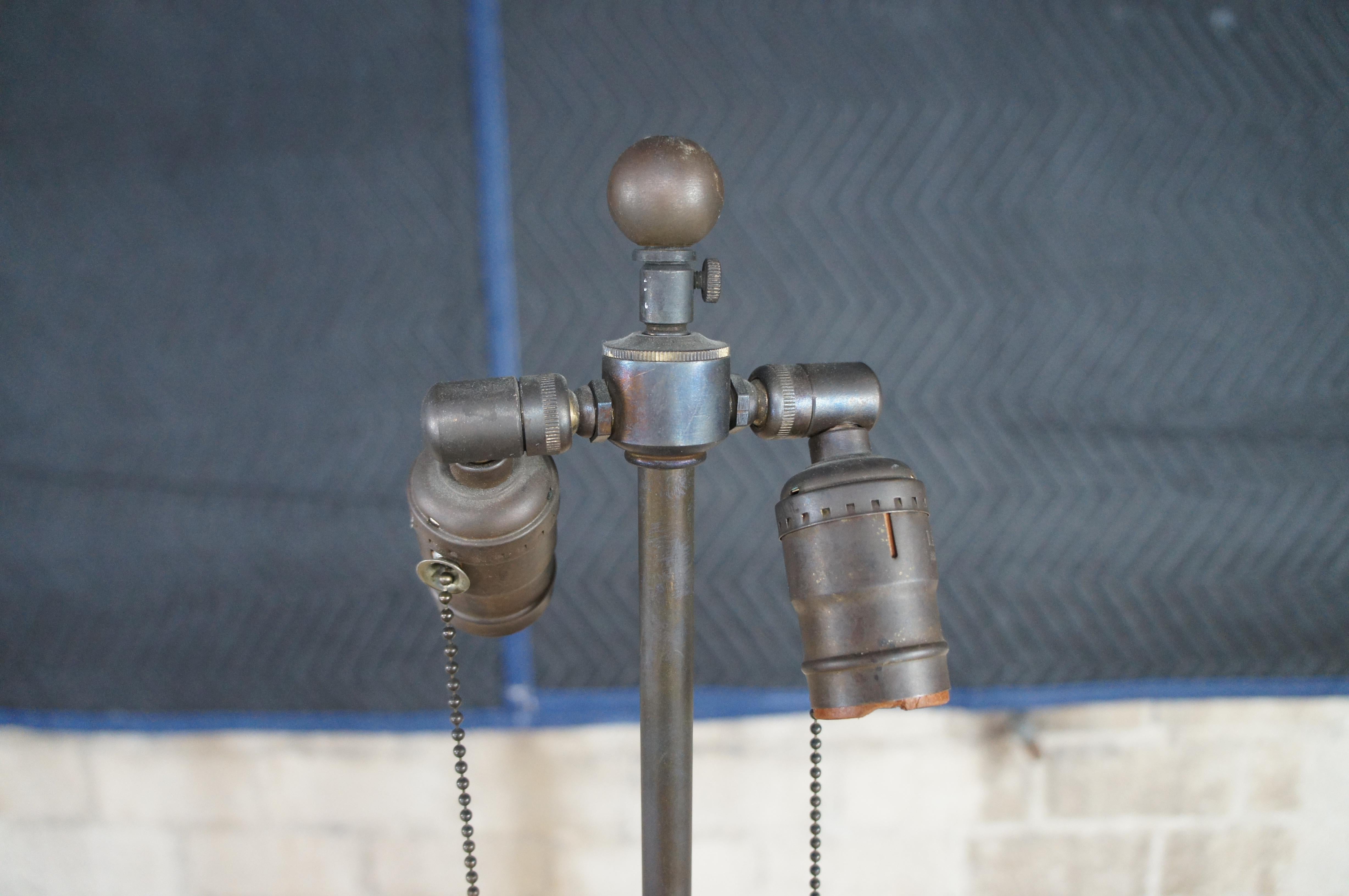 Englisch Mahagoni gerippt Tripod Torchiere Kerze Stand Stehlampe 67