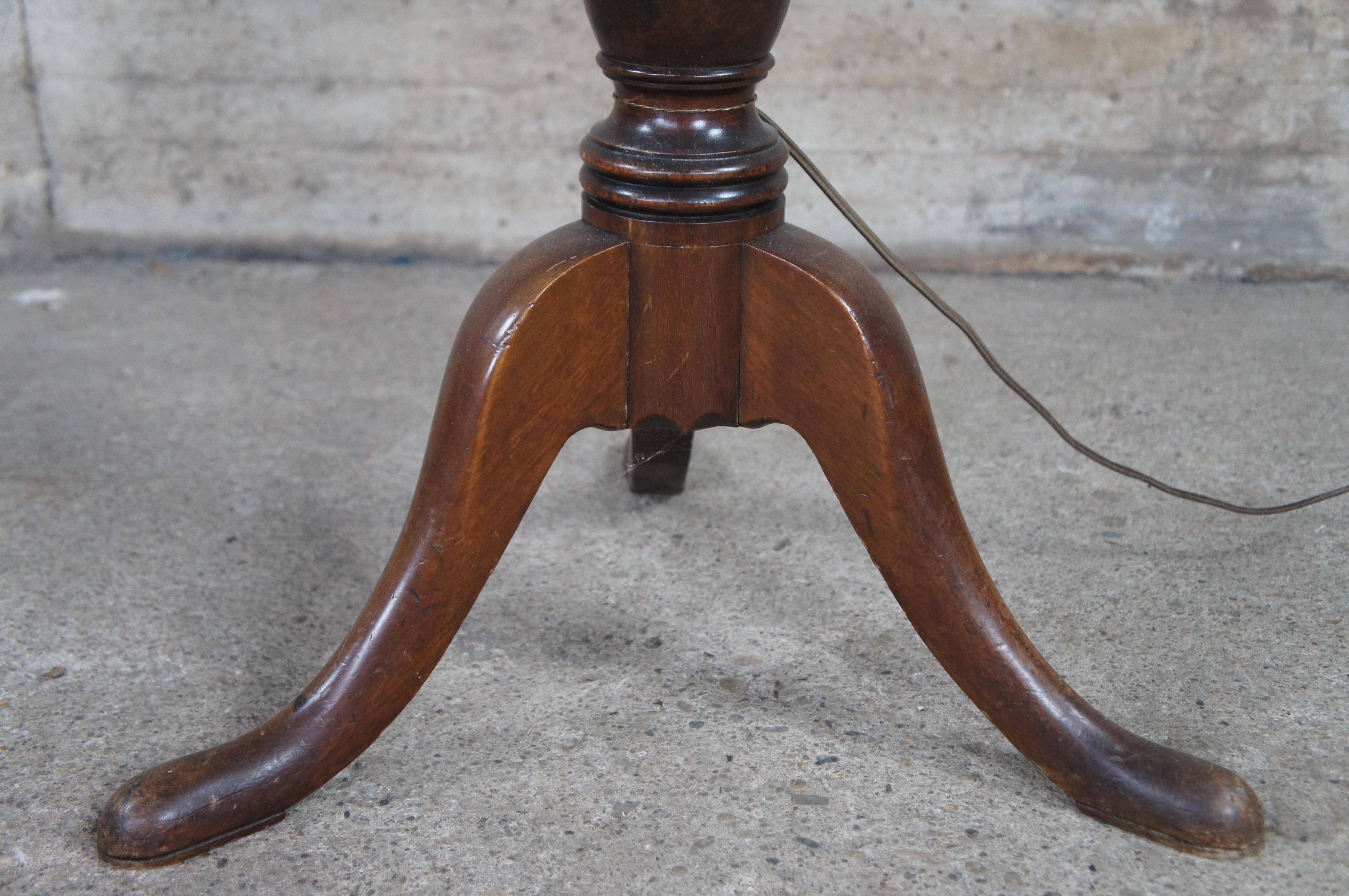 Englisch Mahagoni gerippt Tripod Torchiere Kerze Stand Stehlampe 67
