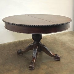 Antique English Mahogany Round Dining Table with 2 Leaves