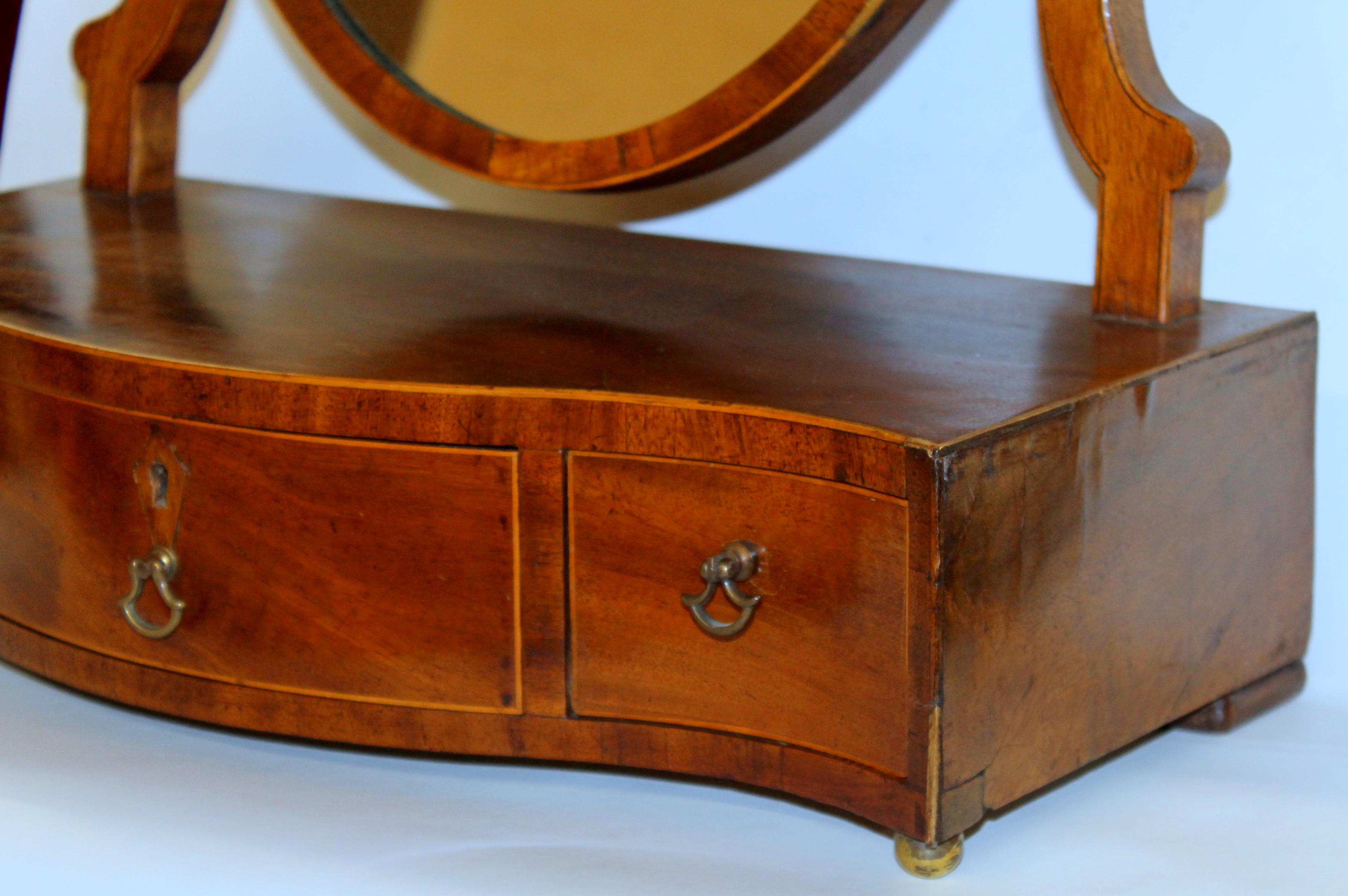 19th Century Antique English Geo. III Mahogany  Serpentine front Shaving Mirror For Sale