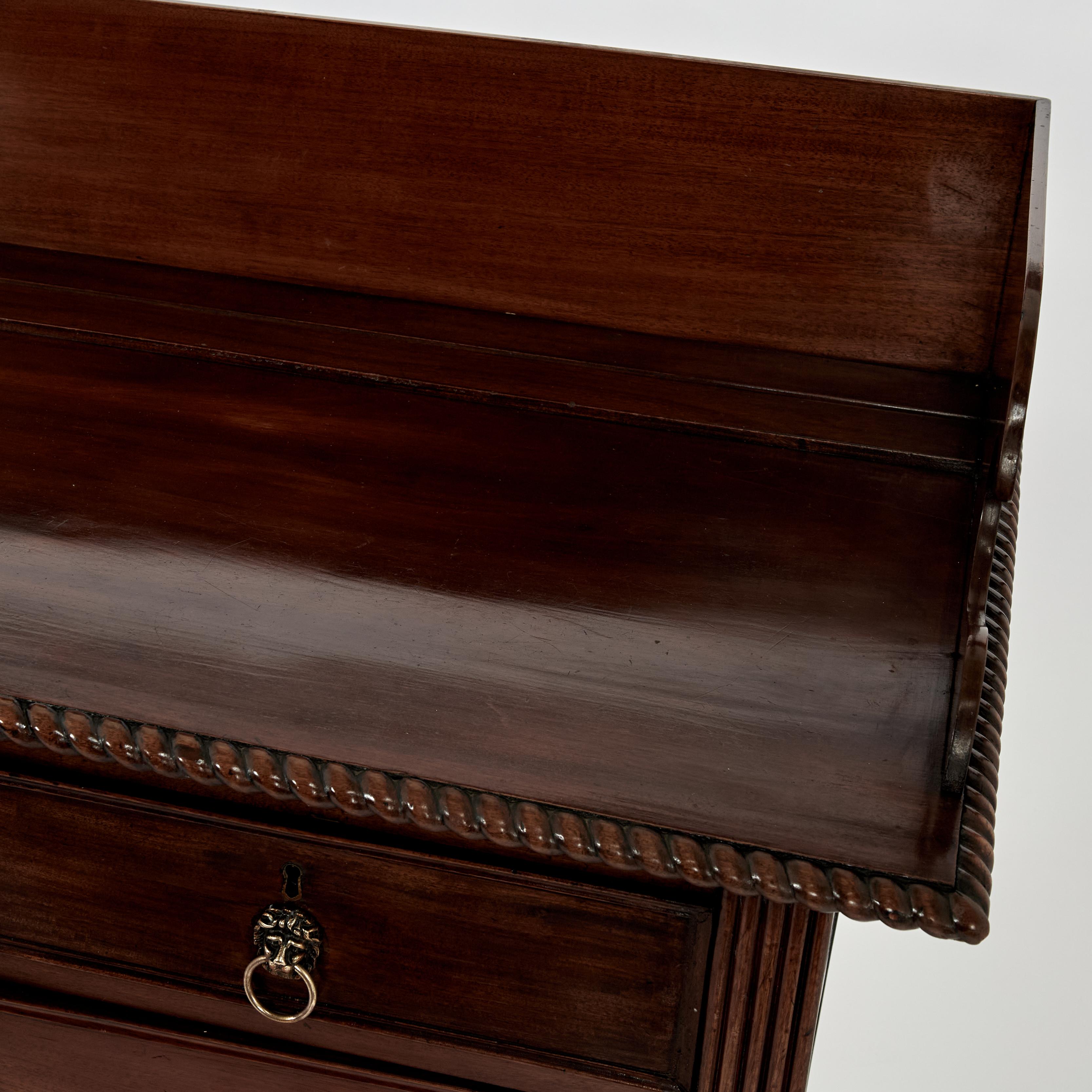Antica credenza server inglese in mogano in vendita 3