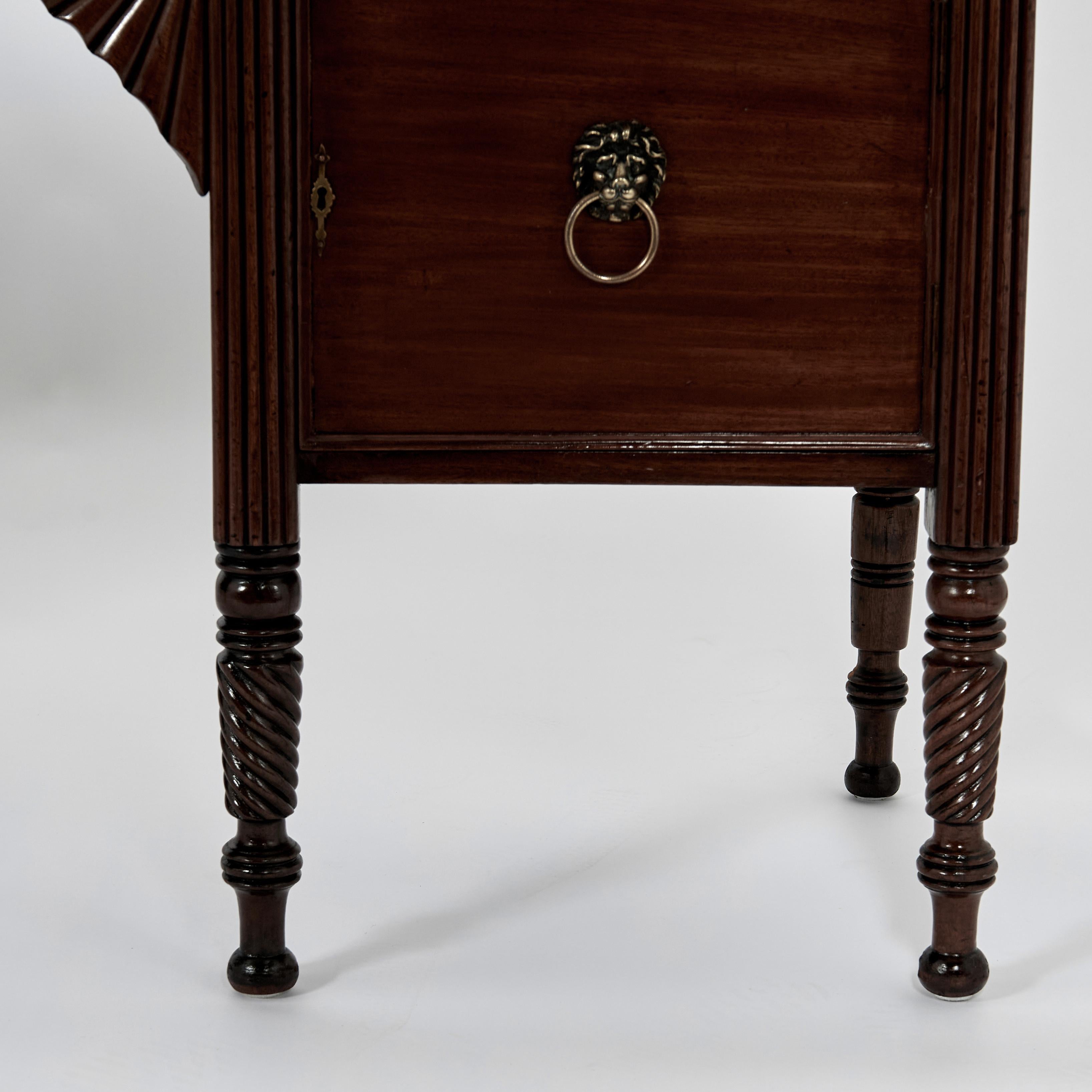 Antica credenza server inglese in mogano in vendita 5