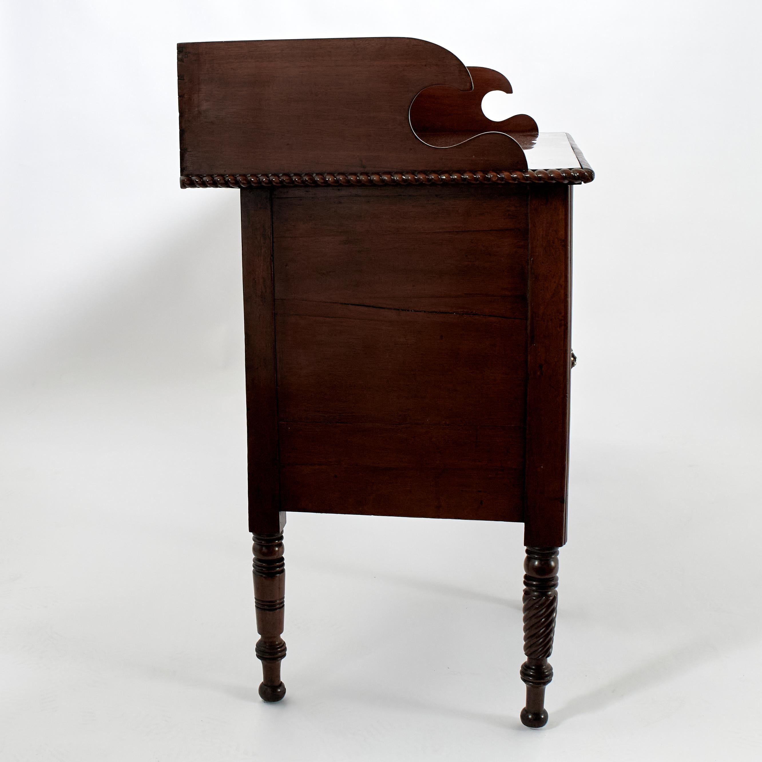 Antica credenza server inglese in mogano in vendita 6