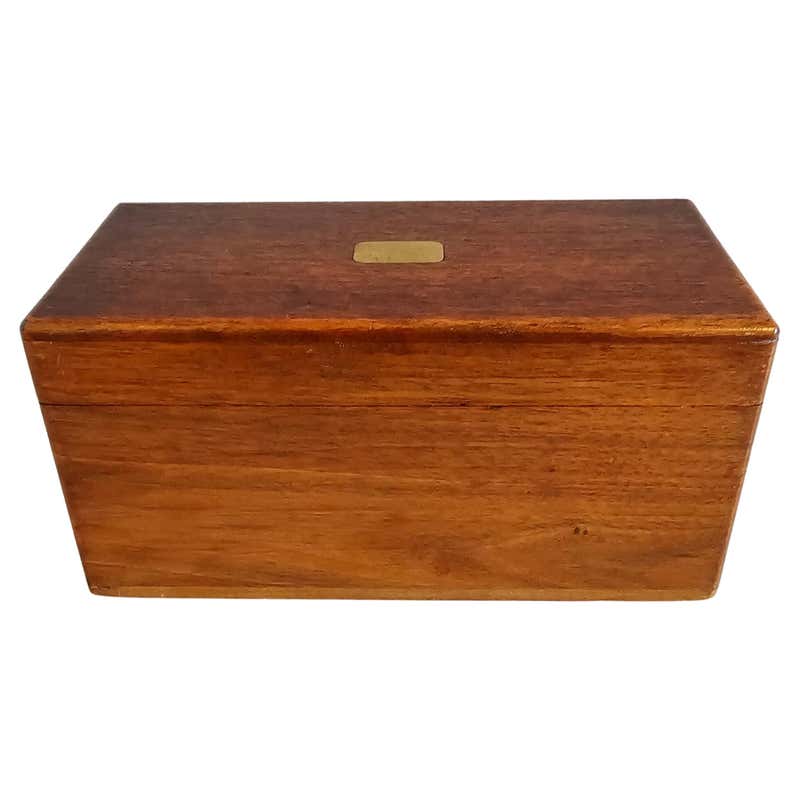 Large Moorish Arabesque Inlaid Table Box For Sale at 1stDibs