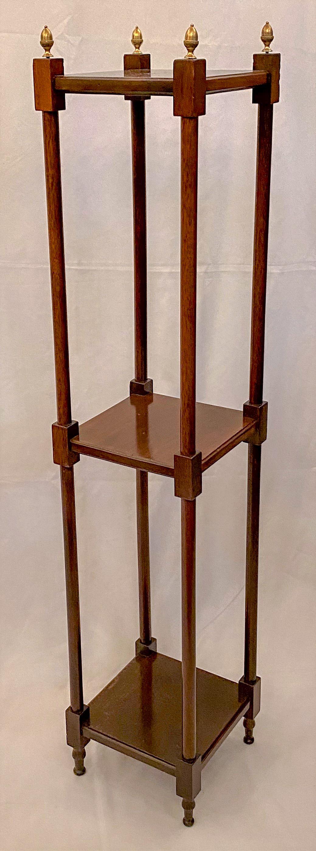 20th Century Antique English Mahogany Three-Tier Display Étagère, circa 1920s