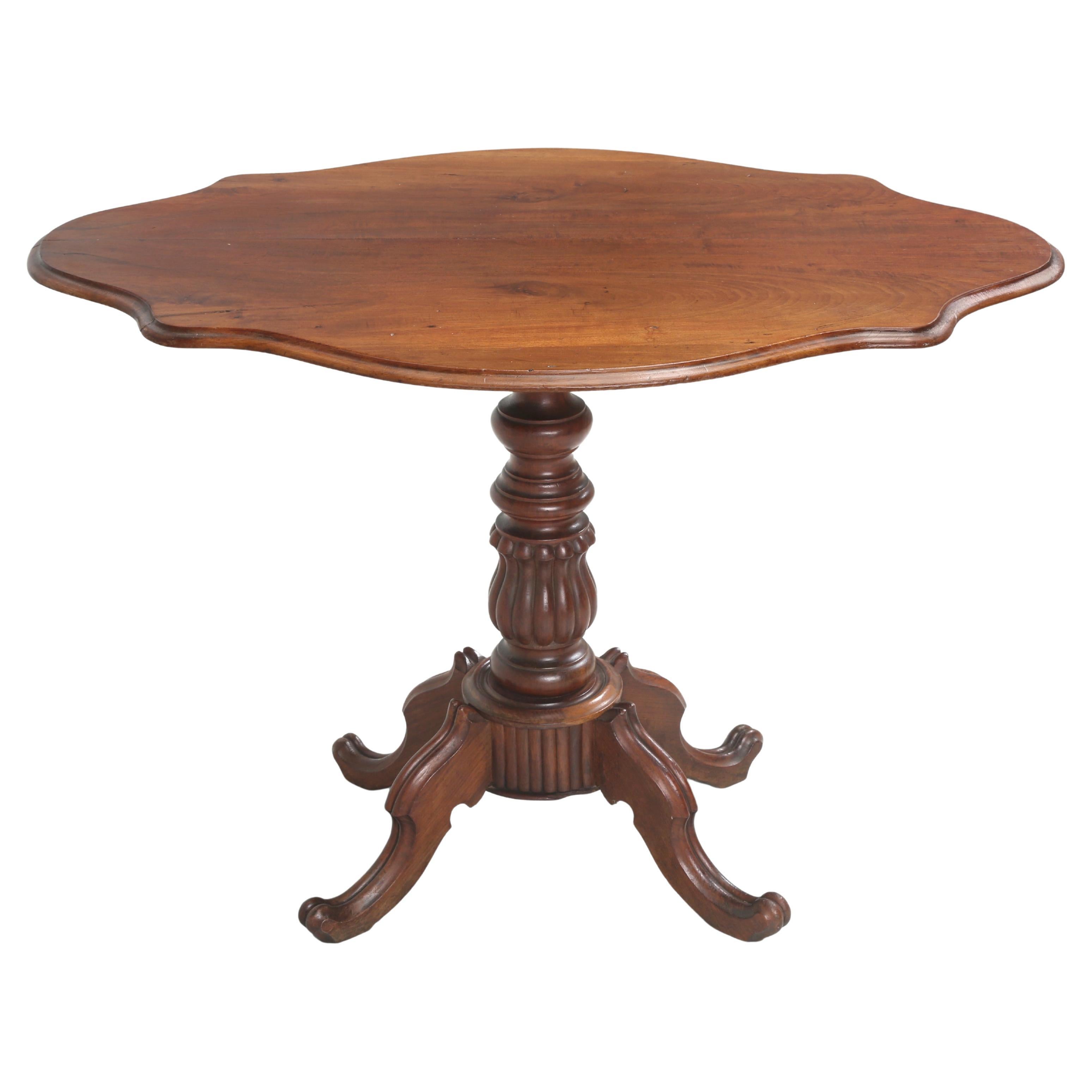 Antigua Mesa Inglesa de Caoba con Tapa Basculante Restaurada con la Pátina Original Intacta