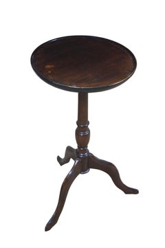 Ancien socle tripode en acajou anglais Sculpture végétale Candle Stand 20".