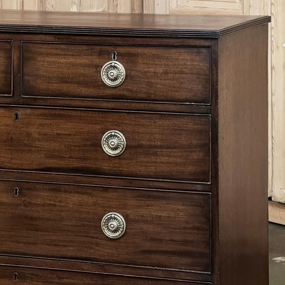 Antique English Mahogany Veneer Chest of Drawers For Sale 7