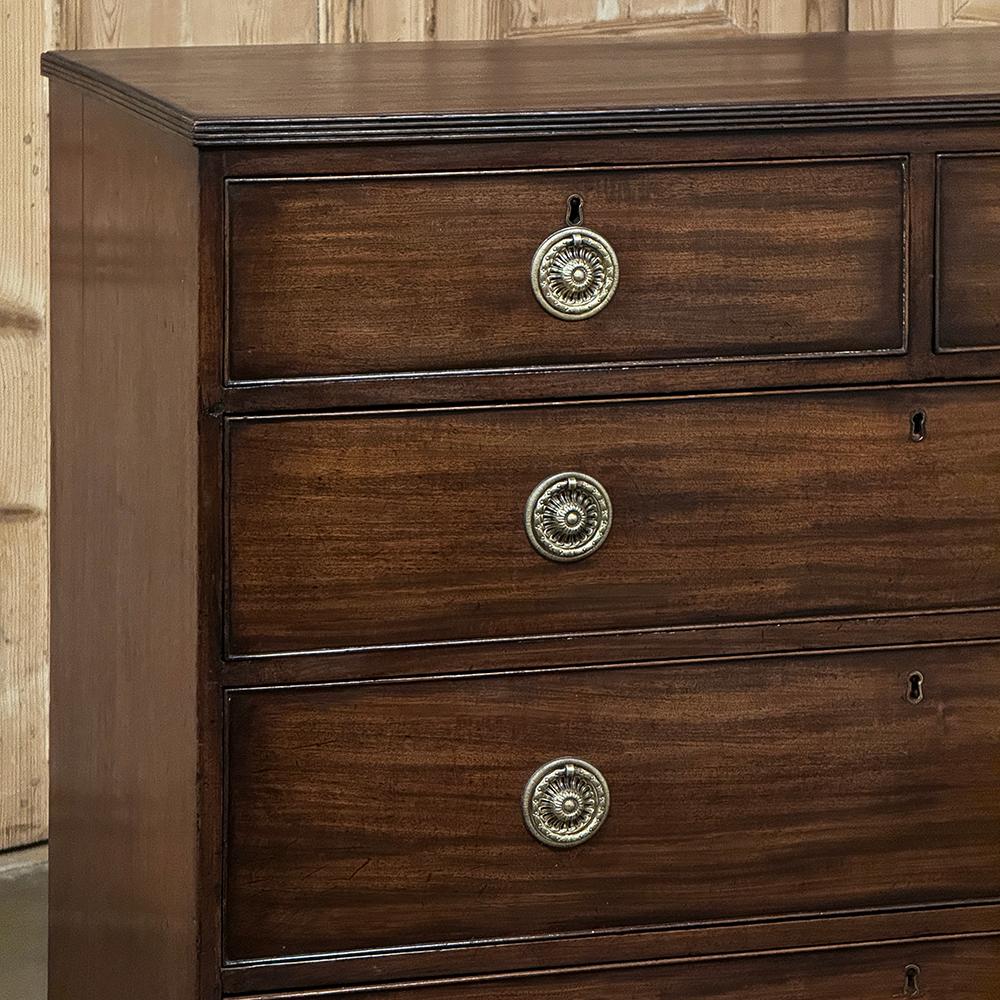 Antique English Mahogany Veneer Chest of Drawers For Sale 2
