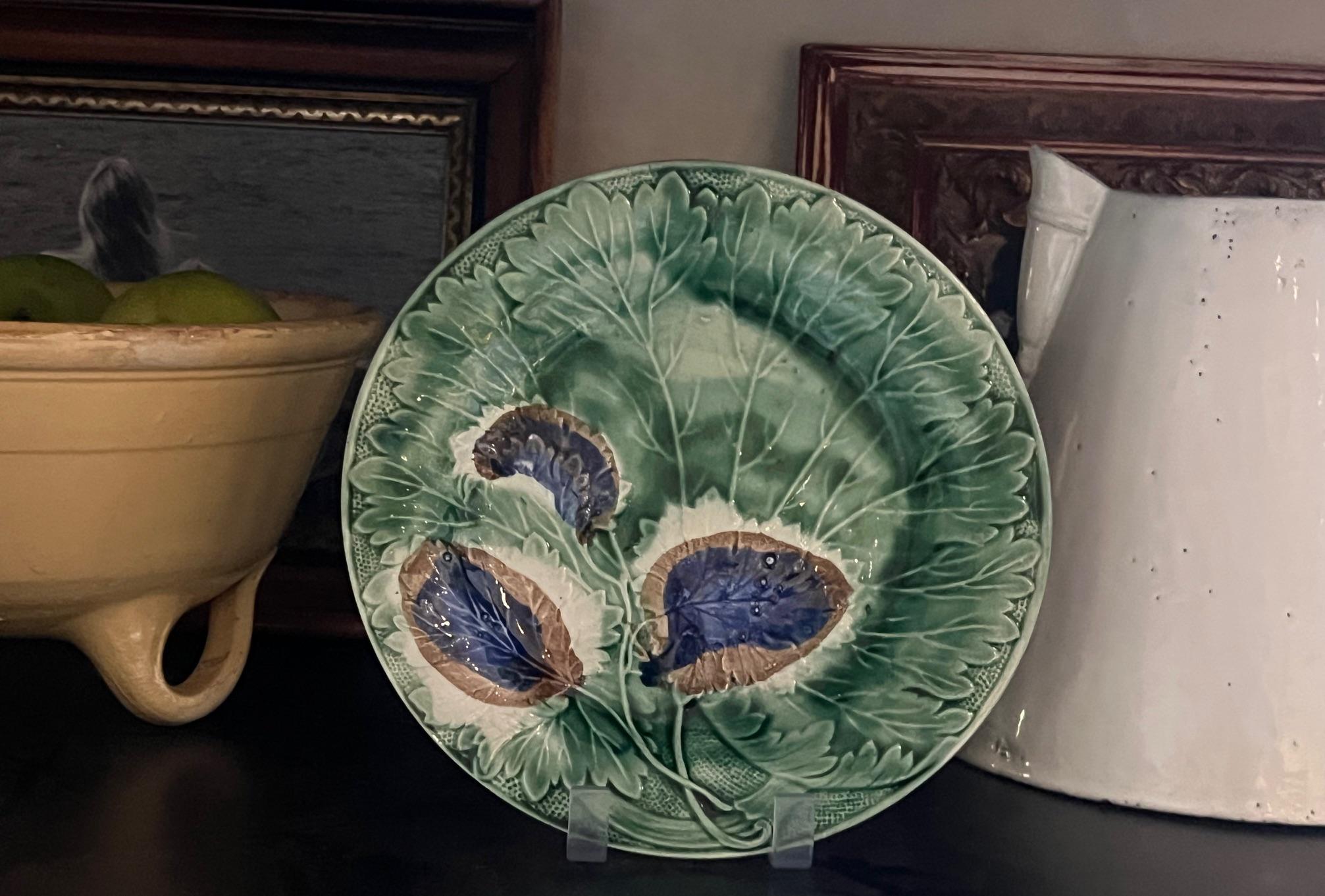 Antique English Majolica Plate, c. 1920's For Sale 1