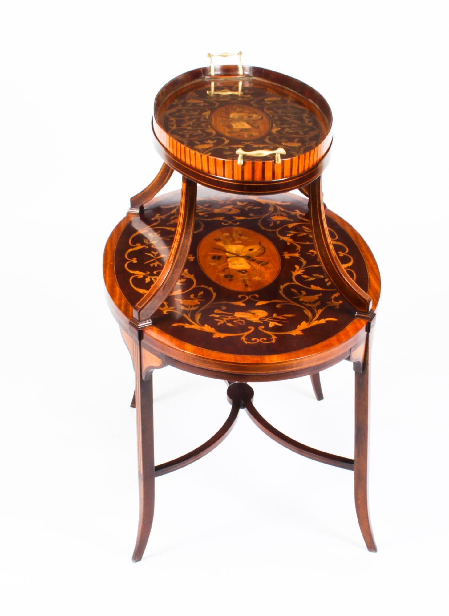 Ancienne table à plateau étagère en marqueterie anglaise, 19ème siècle en vente 8