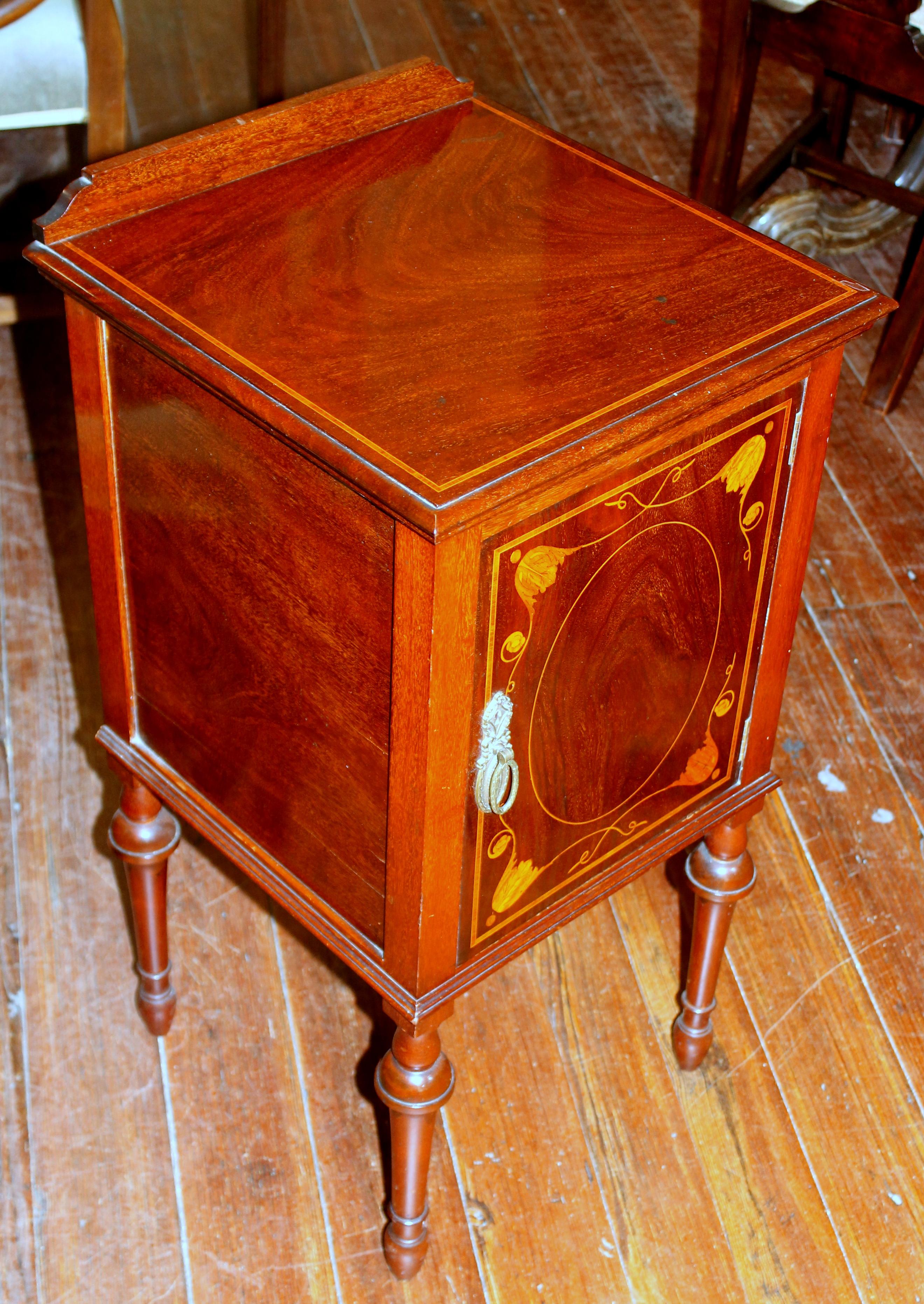 Antique English Marquetry Inlaid Mahogany Bedside / Chair-Side Cabinet 5