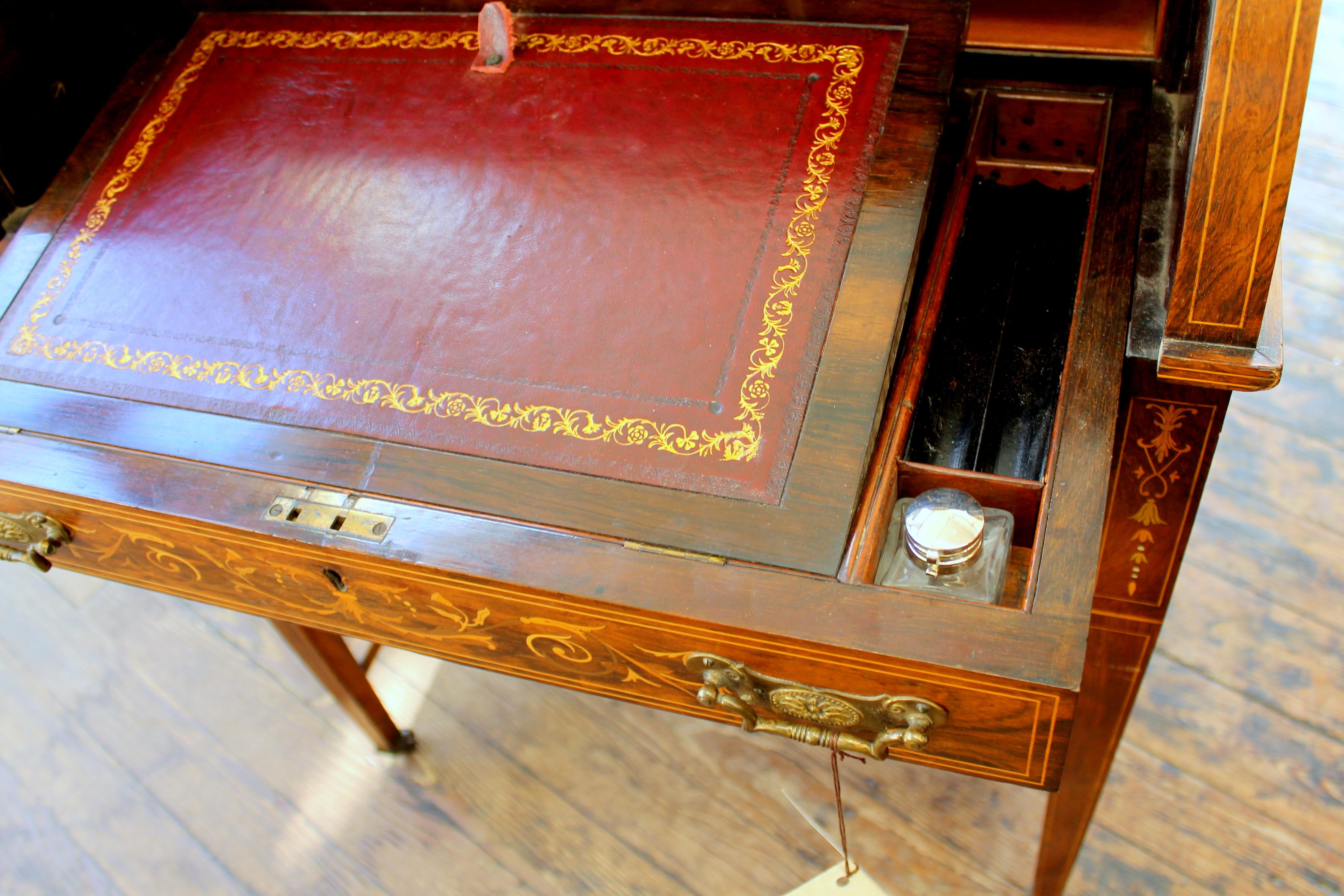 Antiker englischer Schreibtisch mit Intarsien aus Palisanderholz und Zylinderplatte für Damen 7
