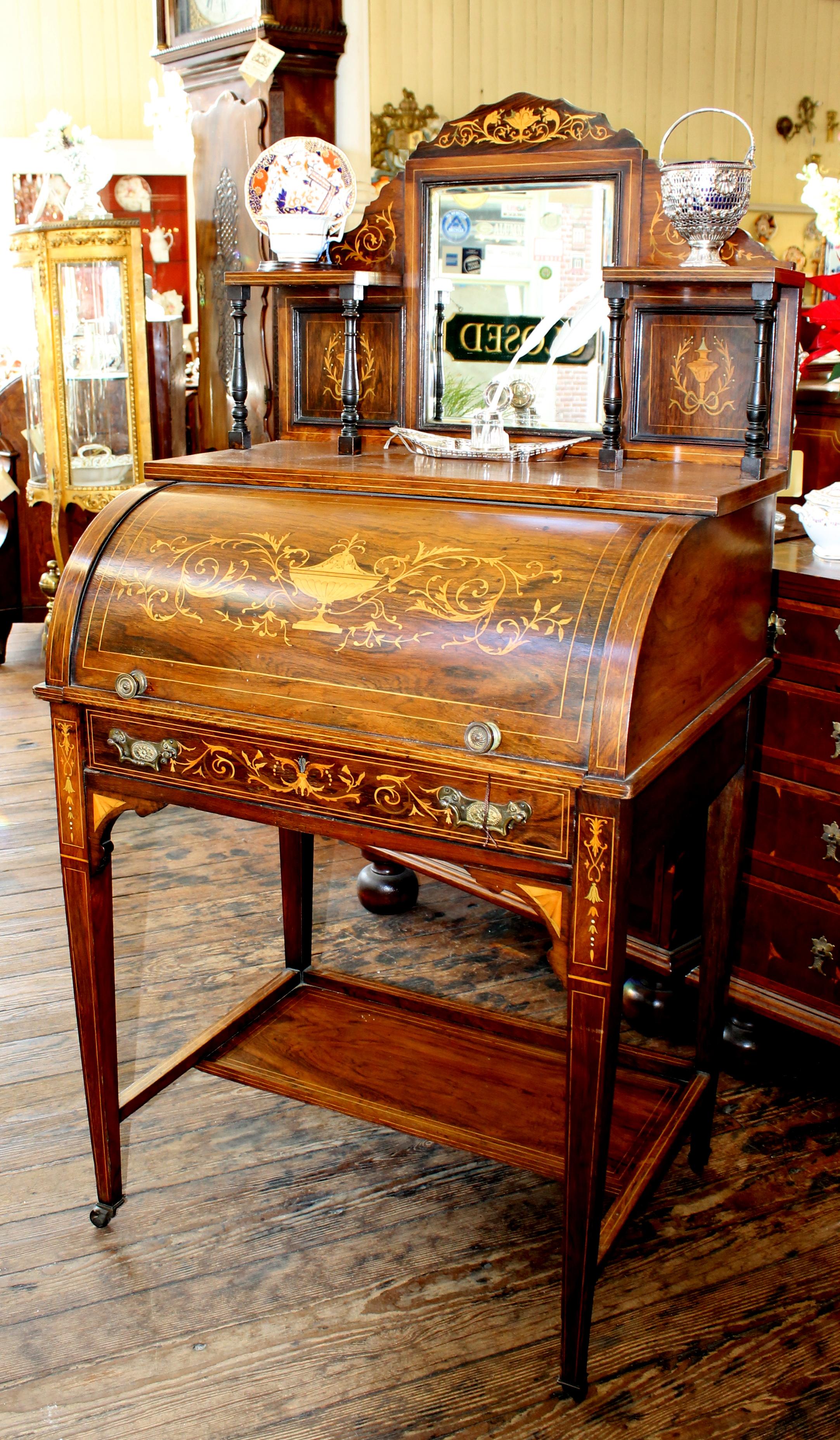 Antiker englischer Schreibtisch mit Intarsien aus Palisanderholz und Zylinderplatte für Damen (Adamstil)