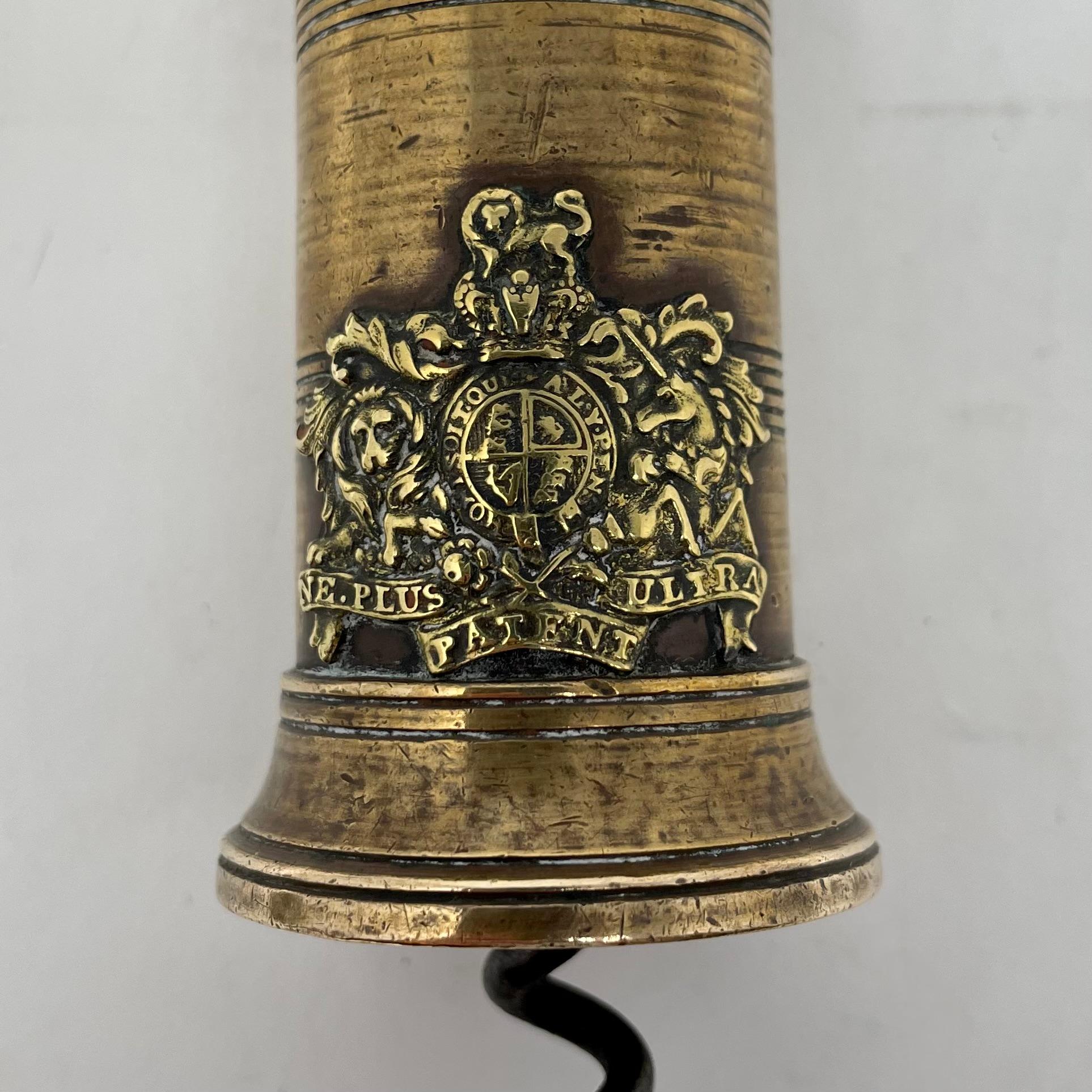 Antiker englischer Korkenzieher aus der Mitte des 19. Jahrhunderts mit „Thomason“-Design aus Ochsenknochengriff. (Viktorianisch) im Angebot