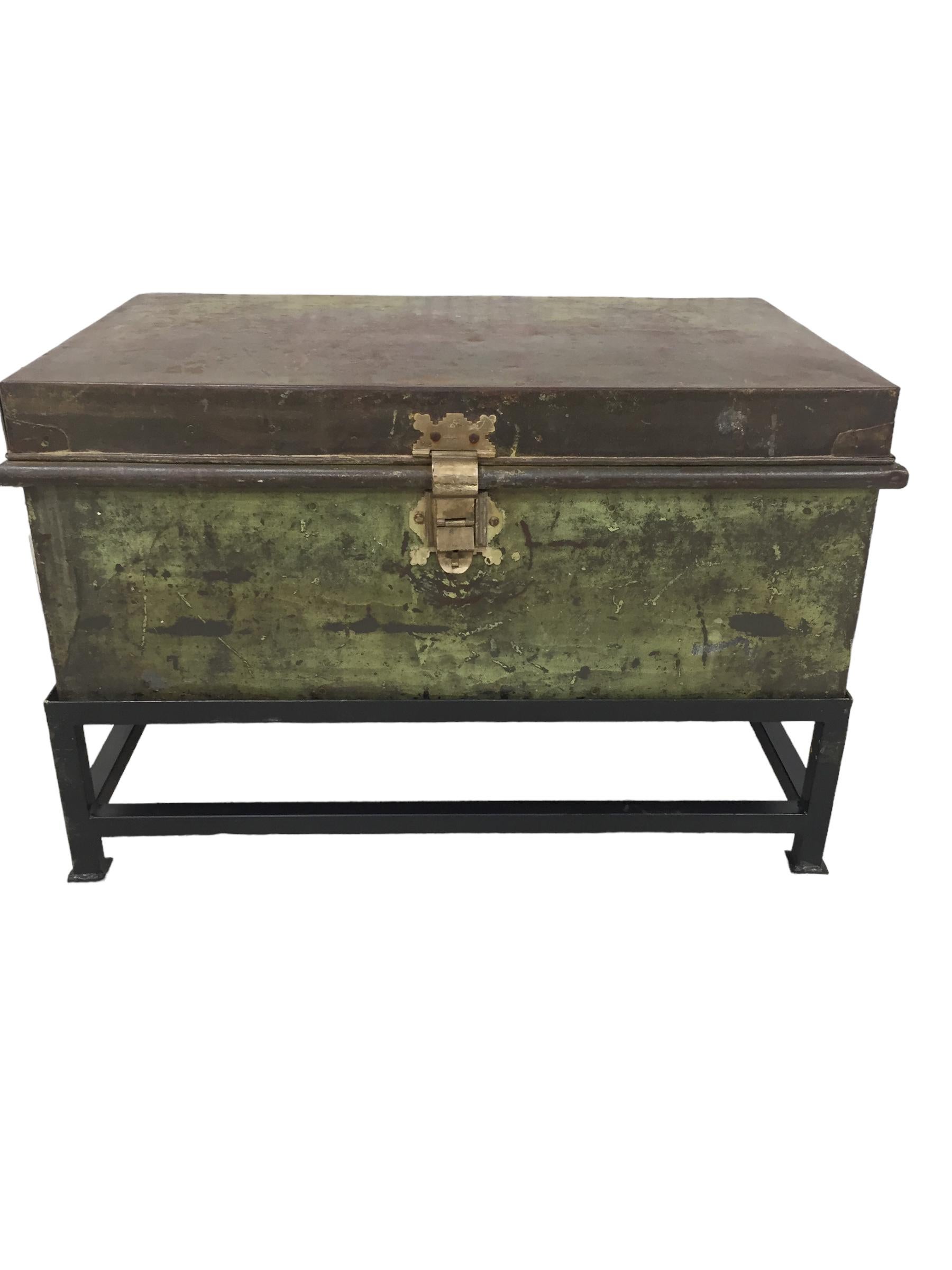 Antique English Military Metal Trunk on Stand In Fair Condition For Sale In Chapel Hill, NC