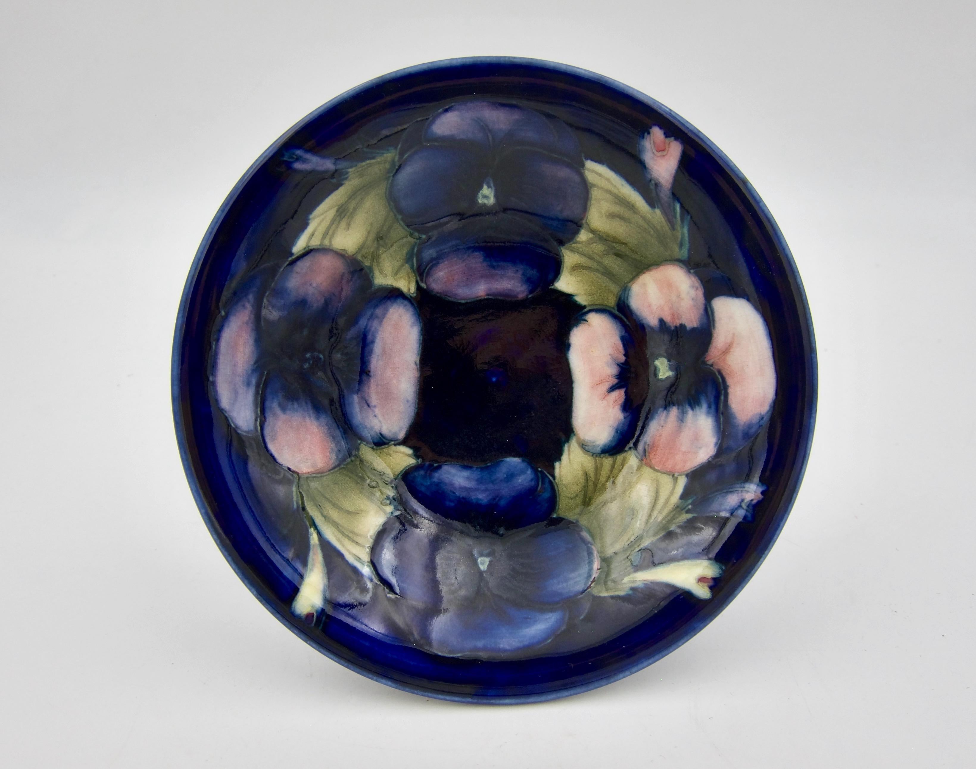 Antique English Moorcroft Tudric Tazza Dish for  Liberty & Co In Good Condition For Sale In Los Angeles, CA