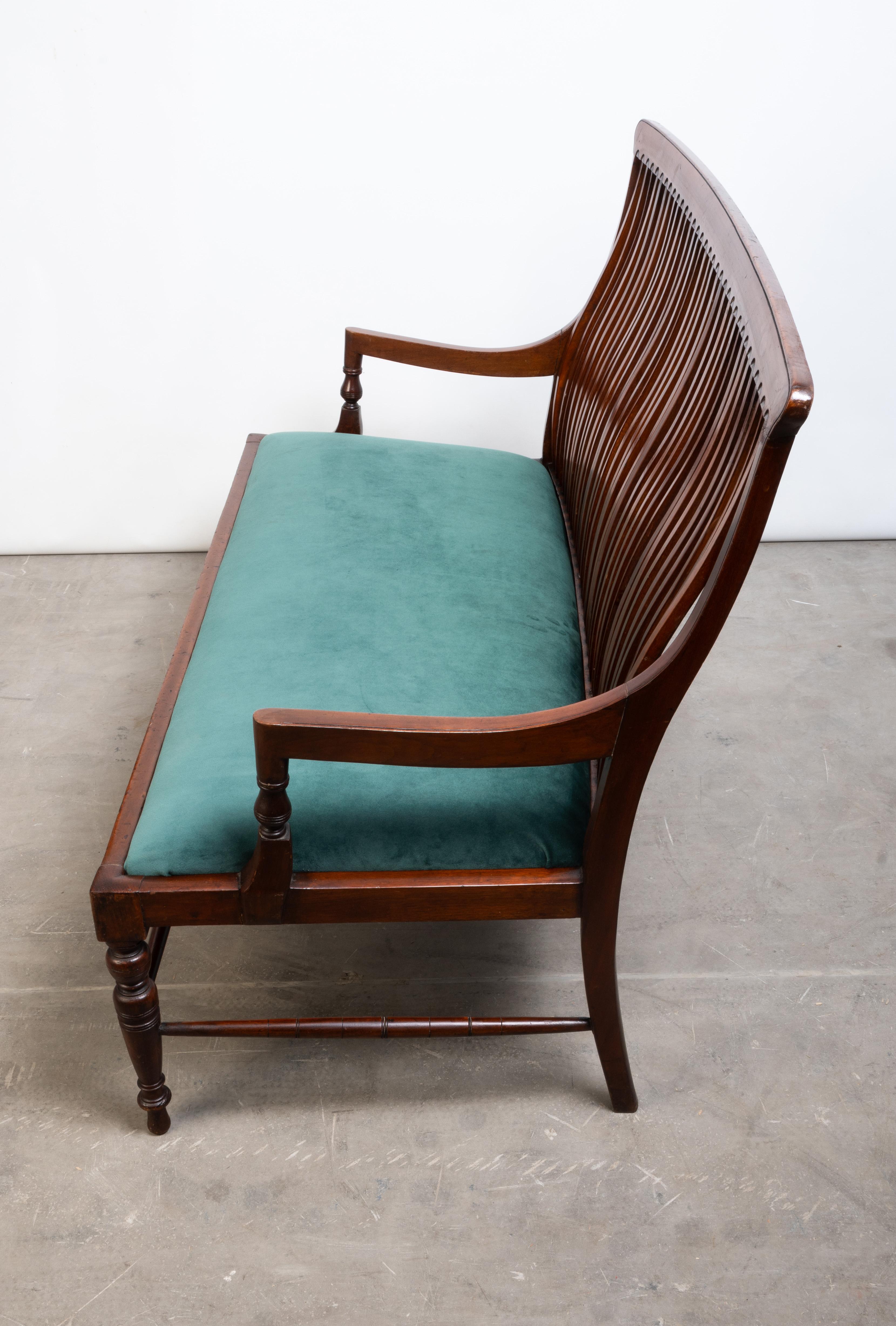 Antike englische Morris & Co. Arts and Crafts-Sofa-Sessel aus Mahagoni, um 1890 im Angebot 1