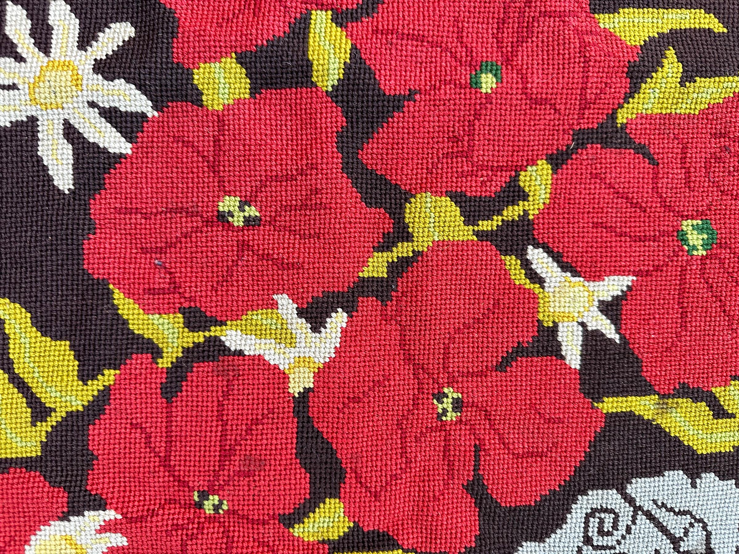 20ième siècle Antique English Needlepoint 3x5 Tapestry 102cmx145cm Elephant Tapestry c.1930 en vente