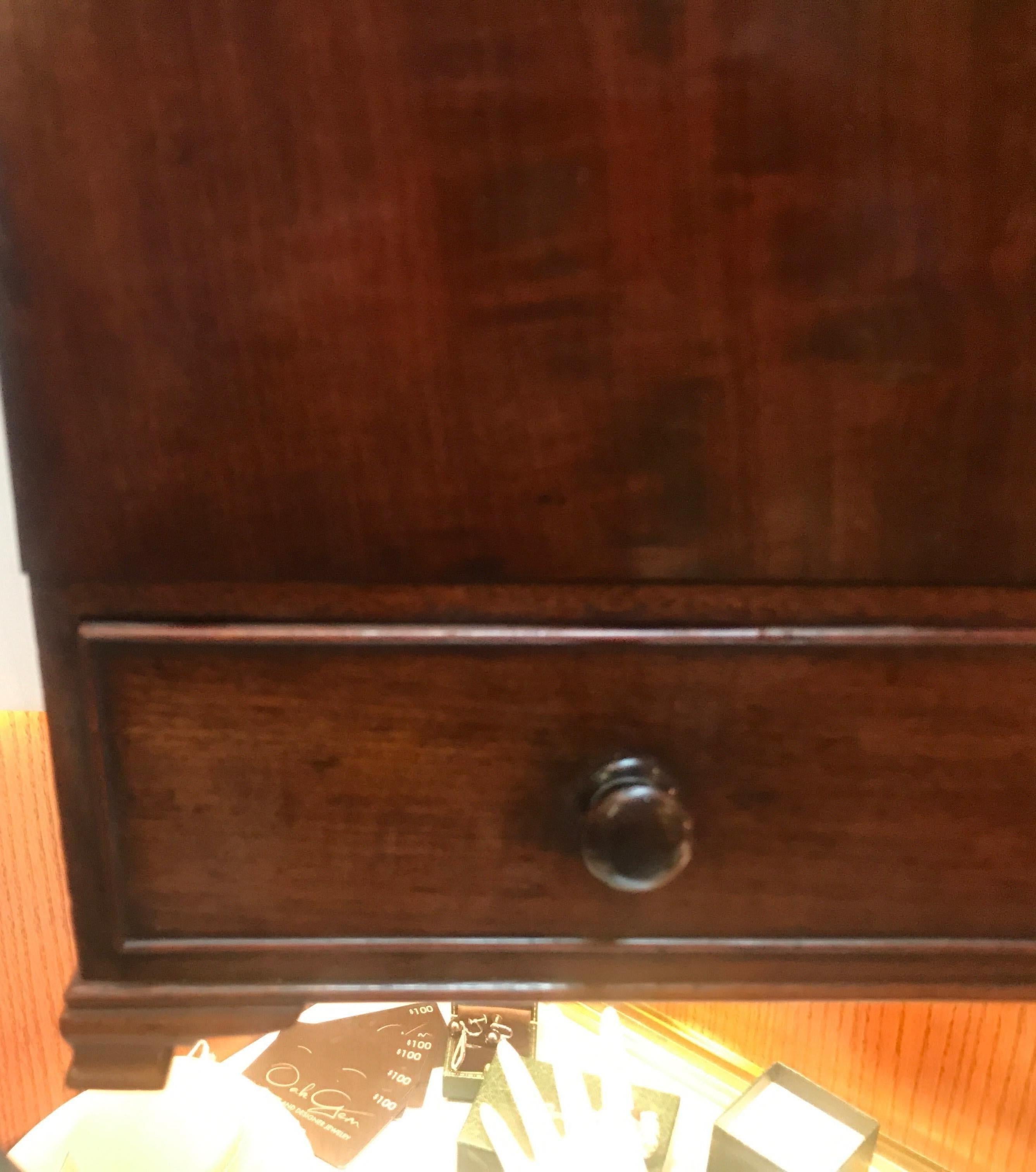 Antique English Neoclassical Mahogany Desk Organizer In Good Condition In Lambertville, NJ