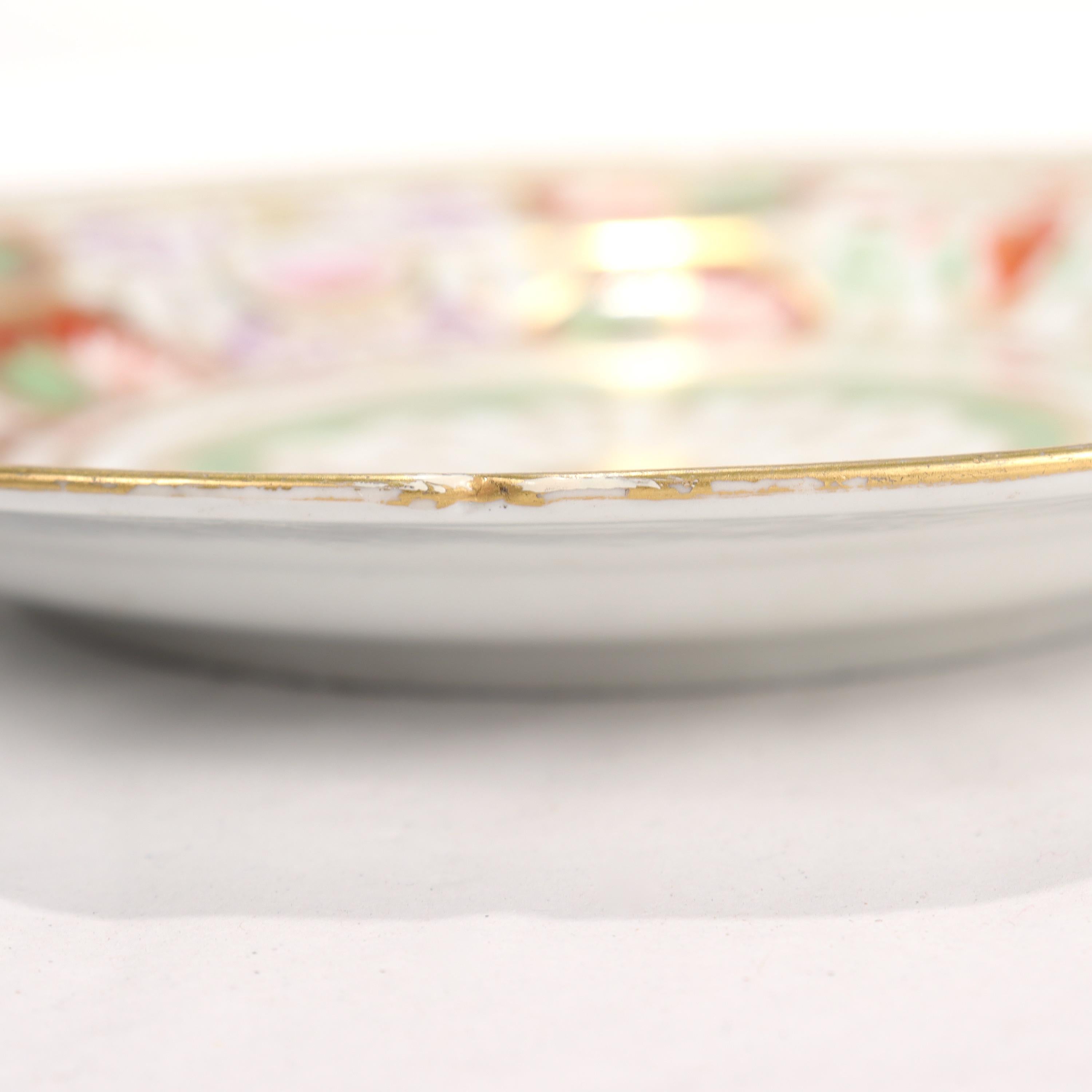Antiguo plato neoclásico inglés de porcelana atribuido a Coalport en venta 1