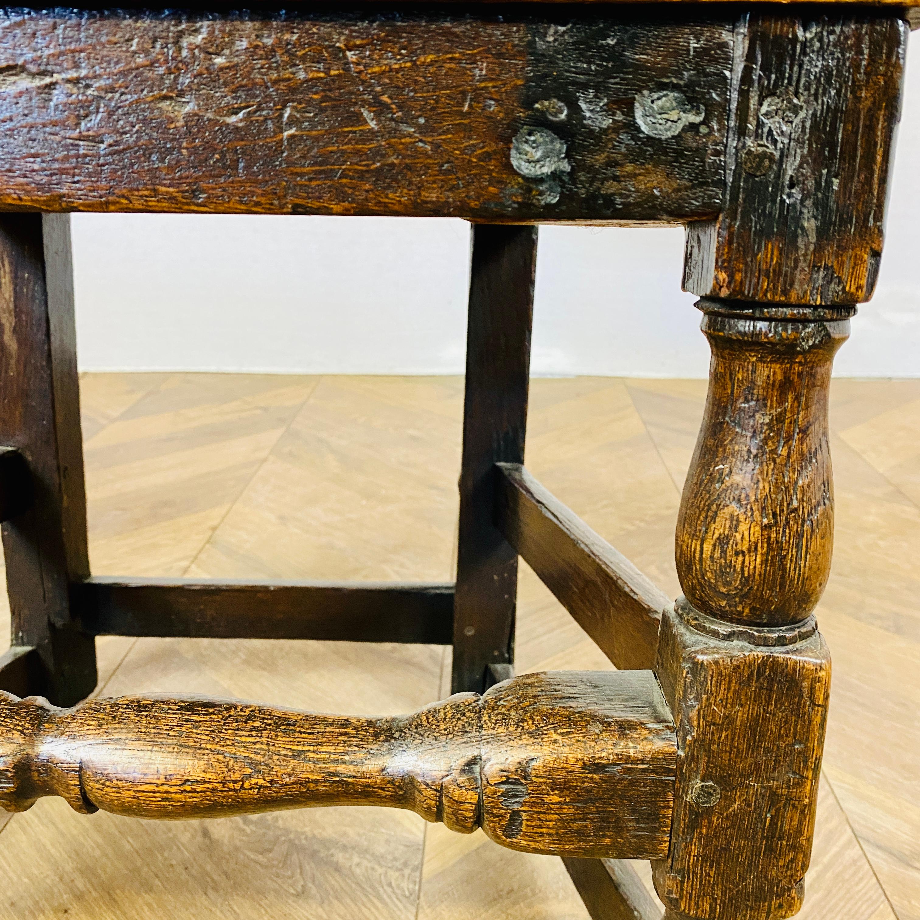 Antique English Oak 17th Century Hall Chair For Sale 5