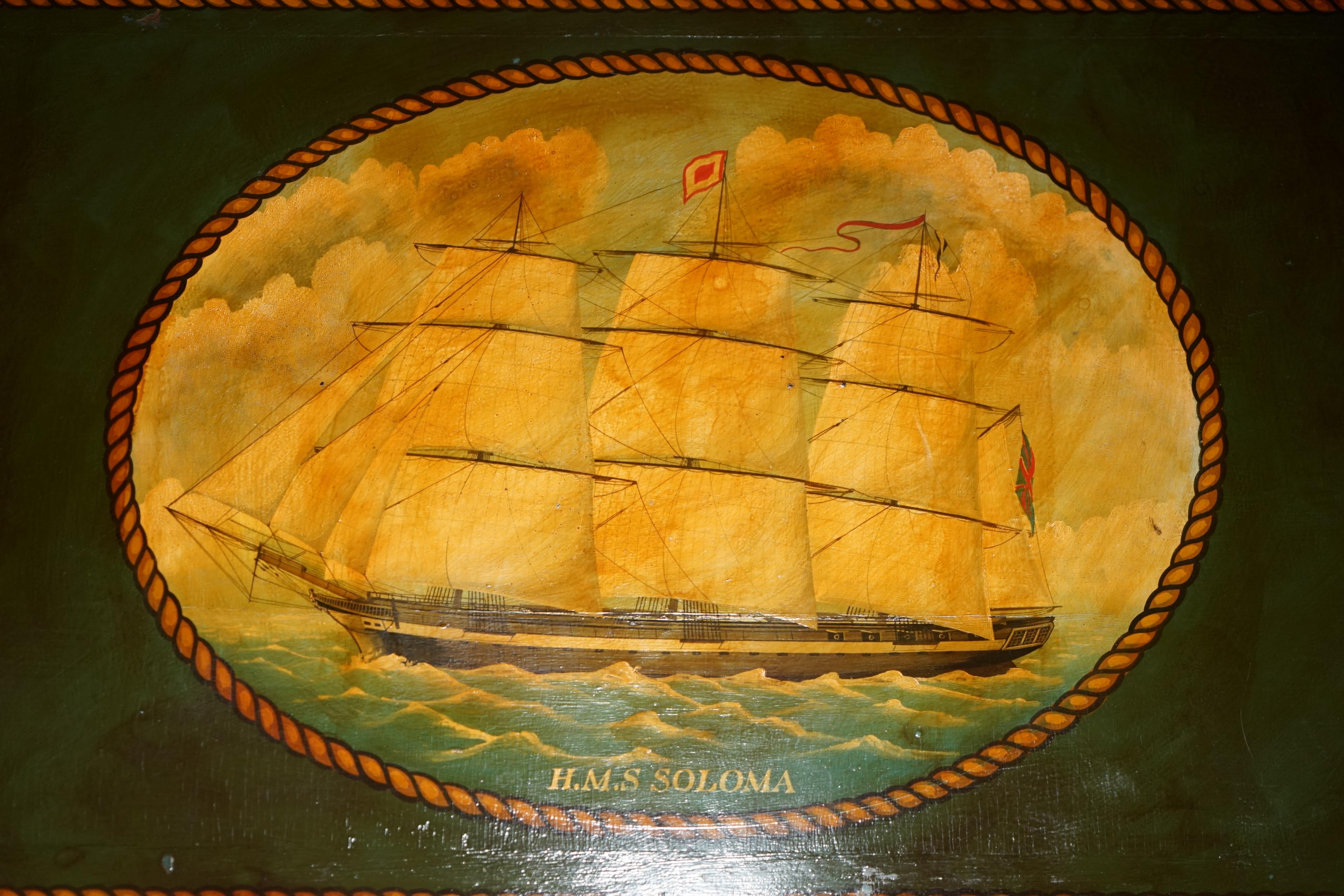 Quercia ANTIQUE ENGLISH OAK 1865 DATED NAVAL DESK OF CAPTAIN S.D GARDENER H.M.S SOLOMA in vendita