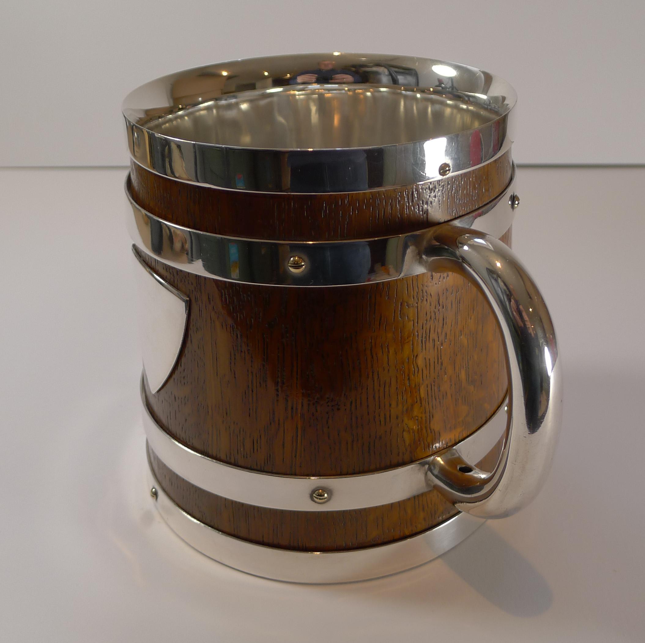 Antique English Oak and Silver Plate Loving Cup, c.1890 In Good Condition For Sale In Bath, GB