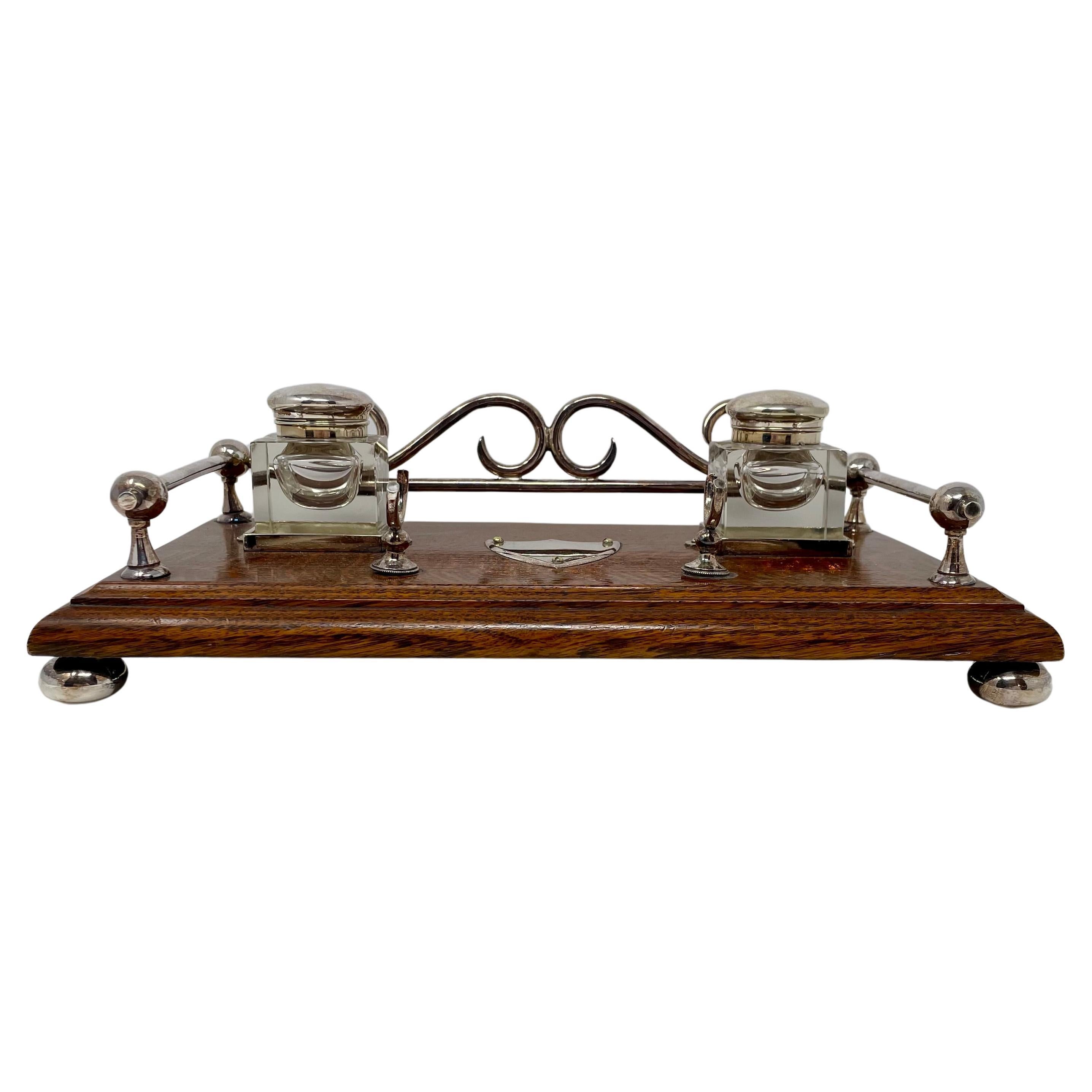 Antique English Oak and Silver-Plated Inkwell, Circa 1890's. In Good Condition For Sale In New Orleans, LA