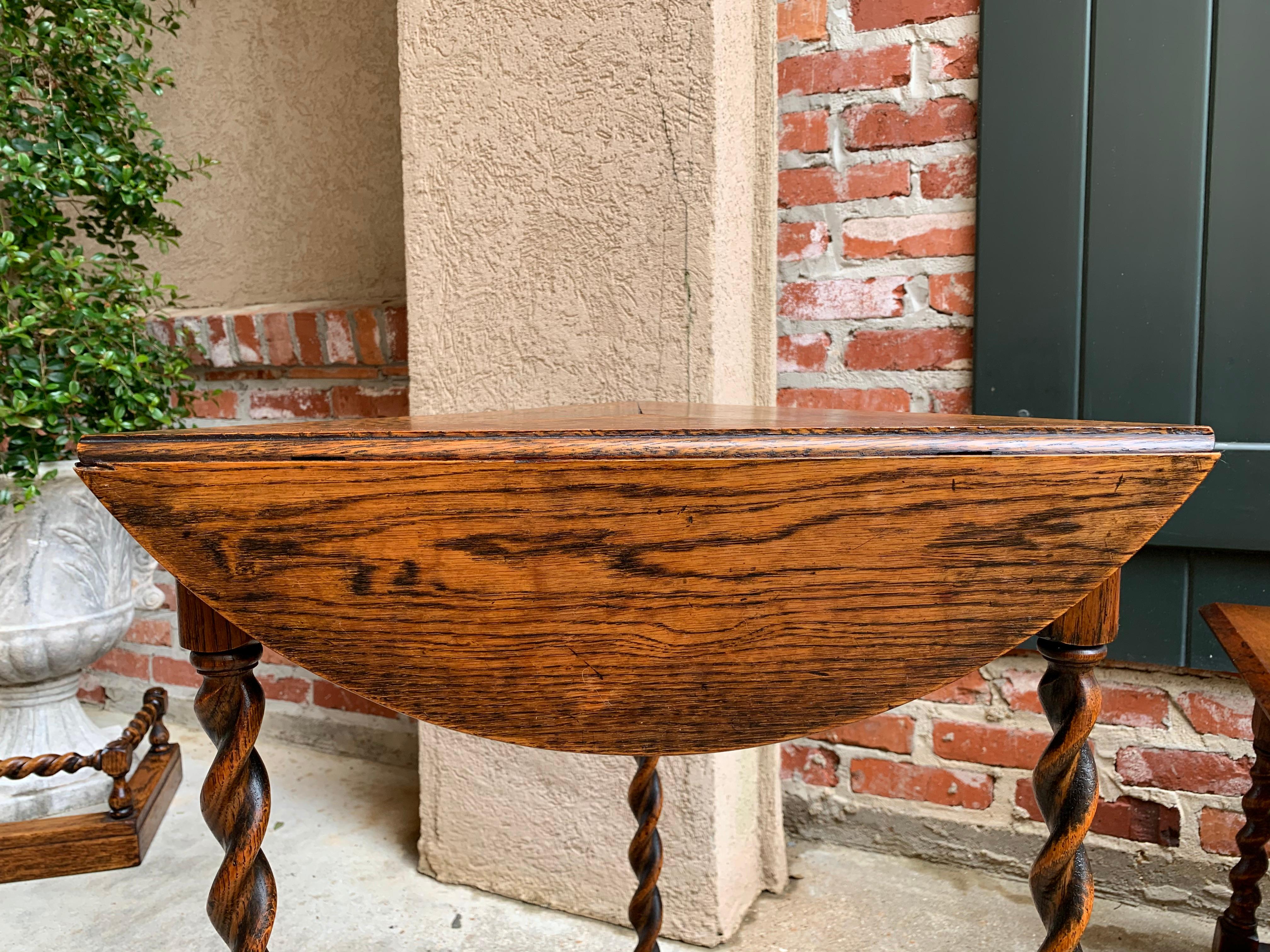 Antique English Oak Barley Twist Envelope Handkerchief Drop Leaf Corner Table 1