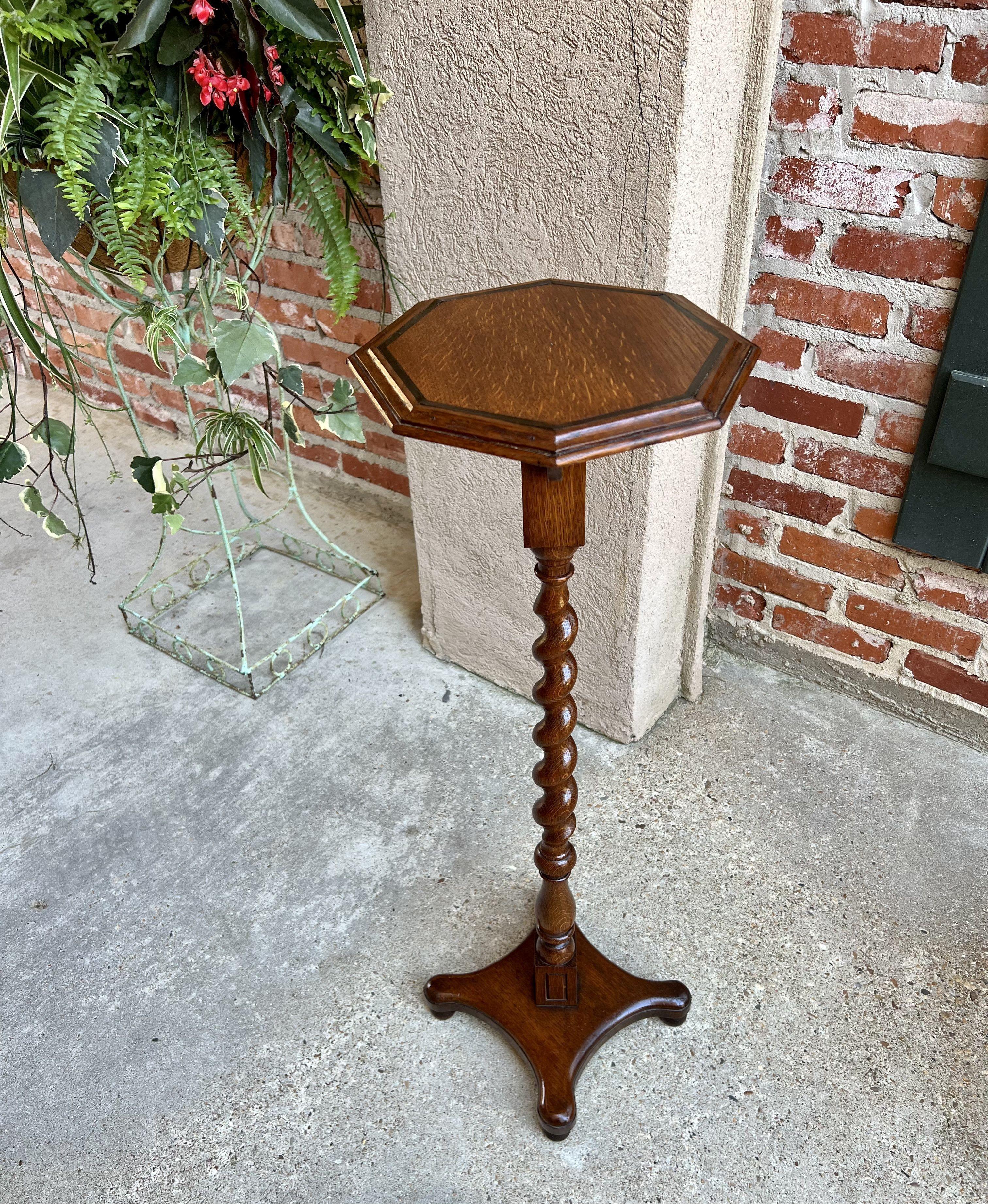 Turned Antique English Oak Barley Twist Pedestal Plant Bronze Display Stand Table