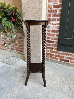 Antique English Oak Barley Twist Plant Bronze Display Stand Round Table Jacobean