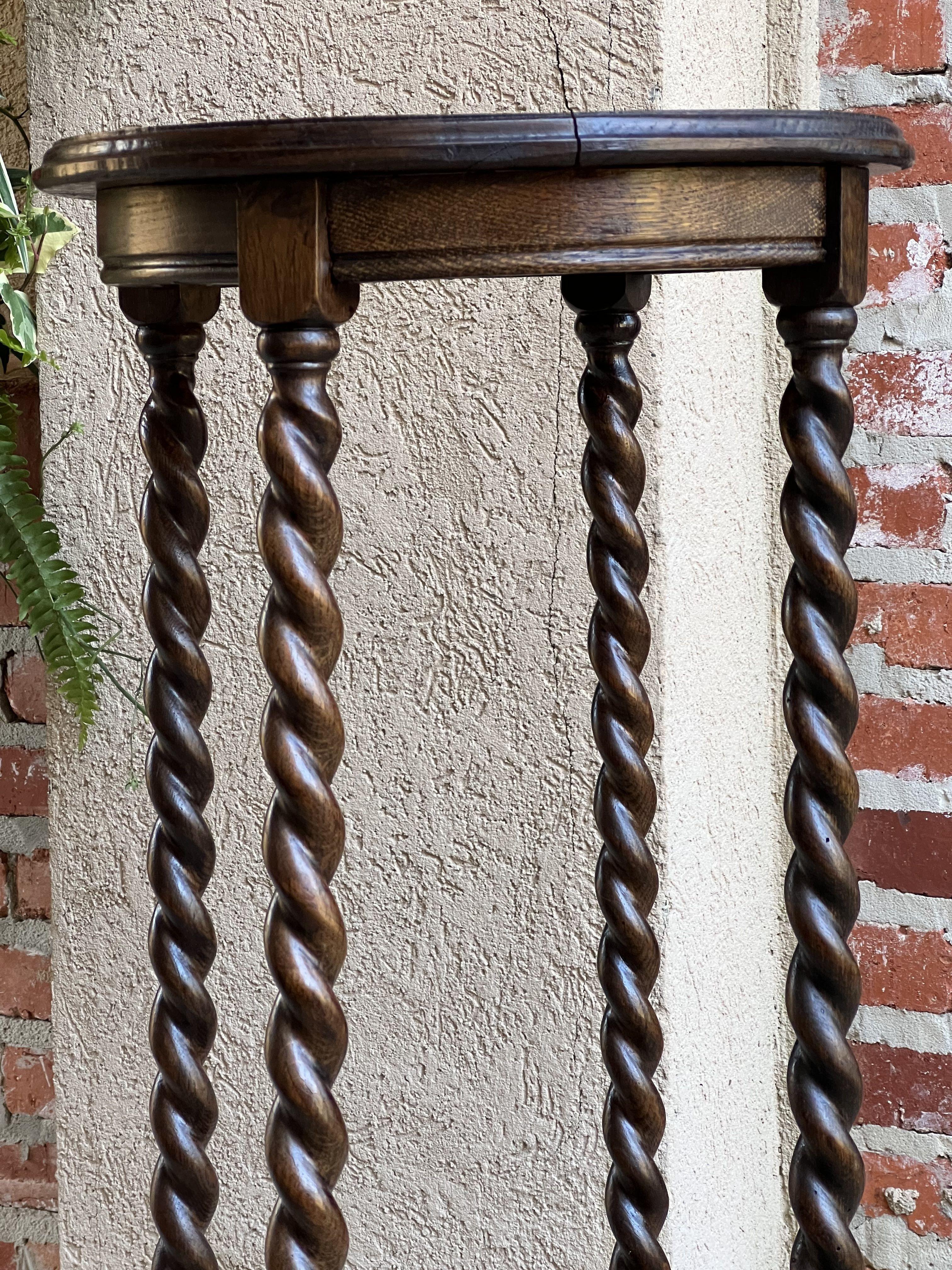 Mid-20th Century Antique English Oak Barley Twist Plant Bronze Display Stand Round Table Jacobean