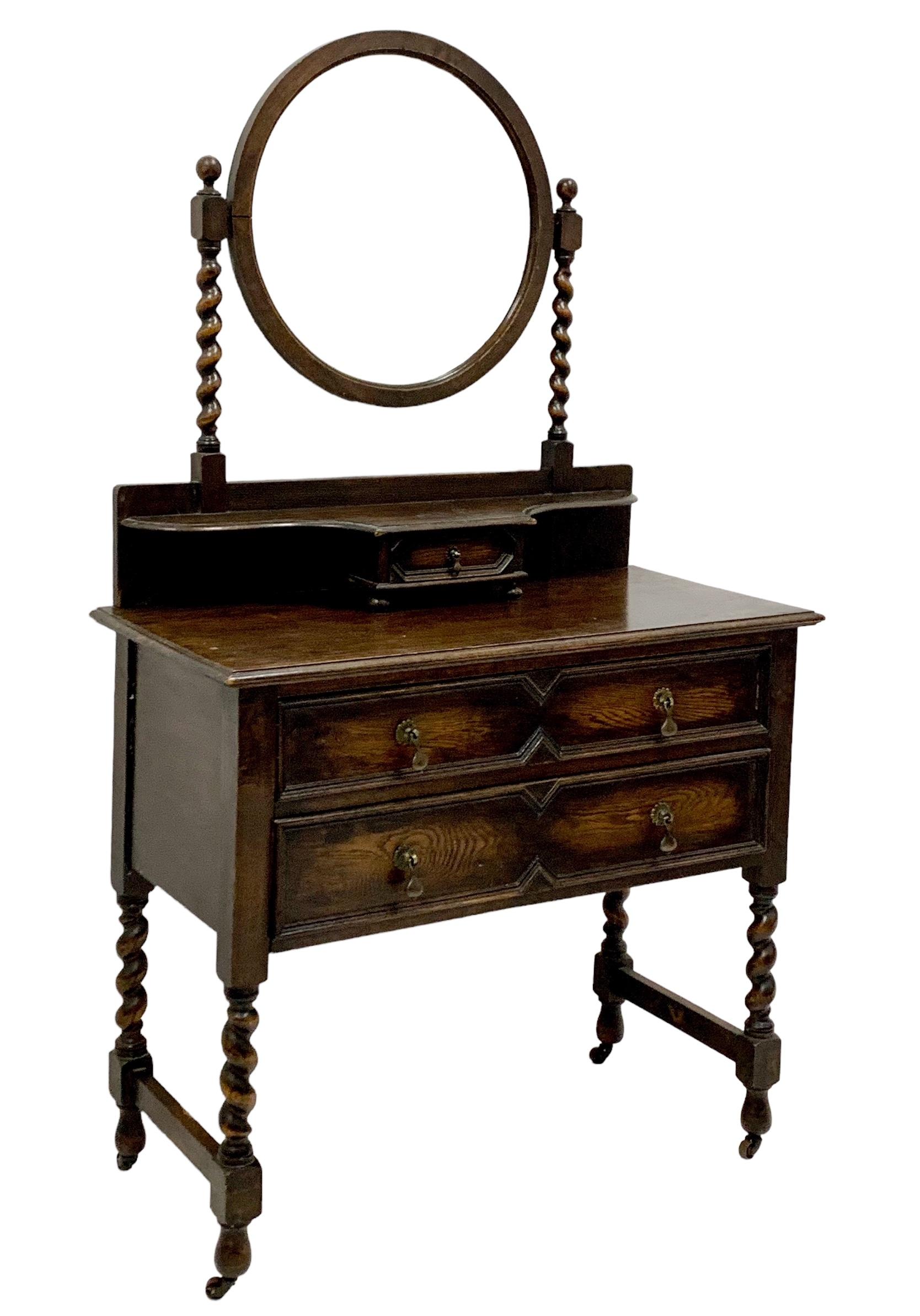 Anglais Antique coiffeuse / commode / coffre / évier à sec anglais Barley Twist en vente