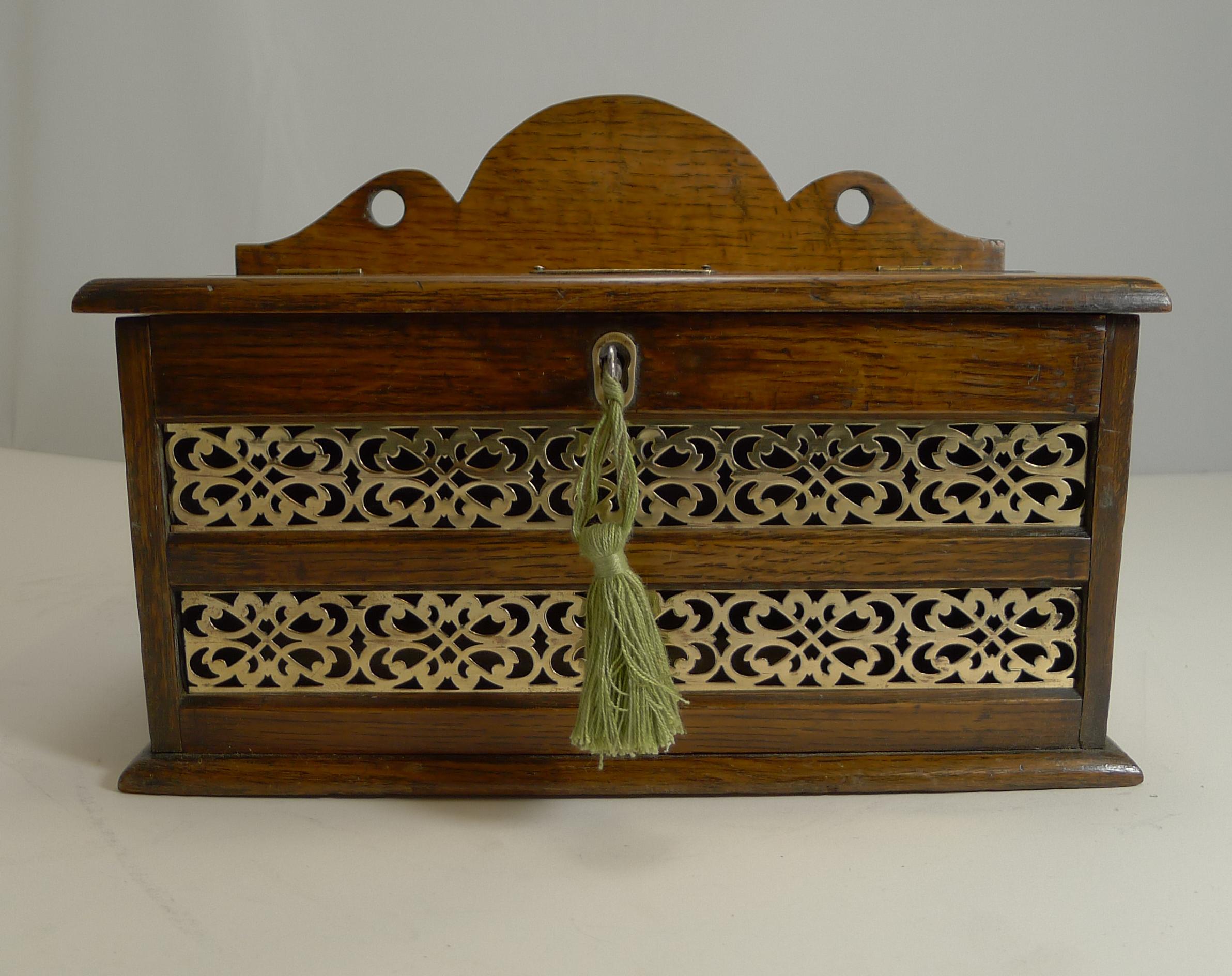 Antique English Oak and Brass Letters Box, circa 1890 In Good Condition In Bath, GB