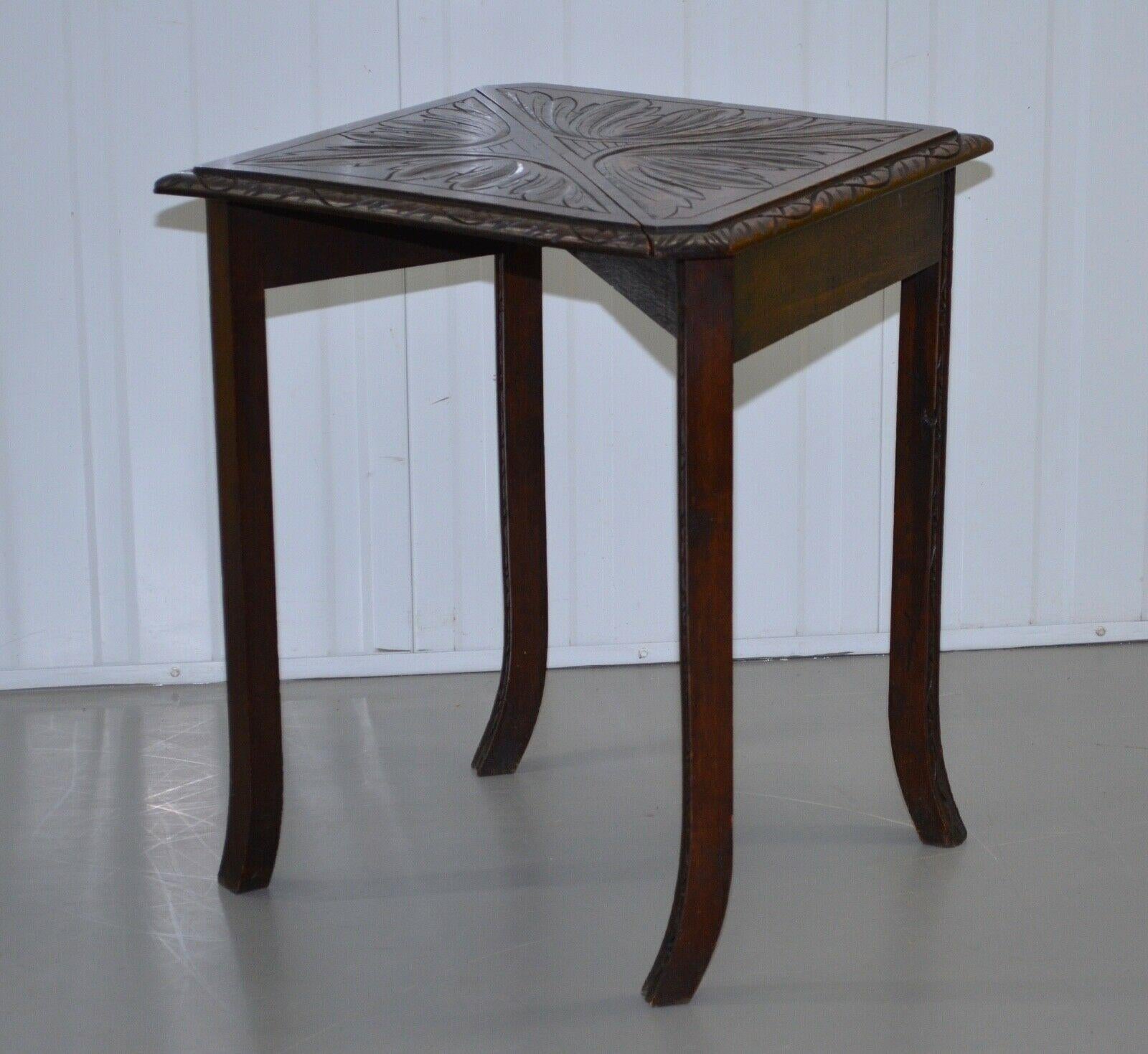 Antique English Oak Carved Drop Leaf Handkerchief Envelope Corner End Table In Good Condition In West Sussex, Pulborough