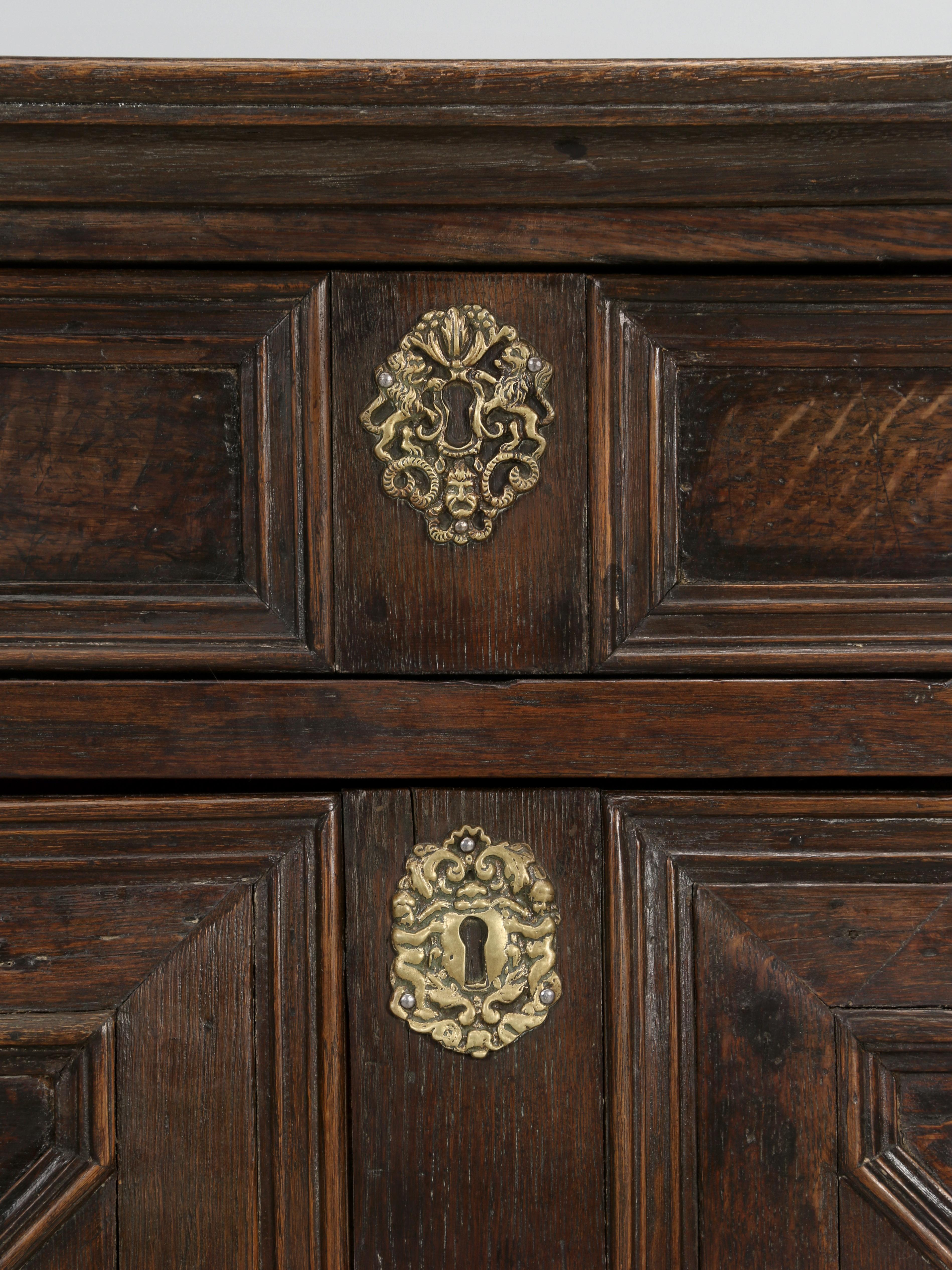 Antique English Oak Chest of Drawers or Dresser Split Case design, Circa 1700's 4