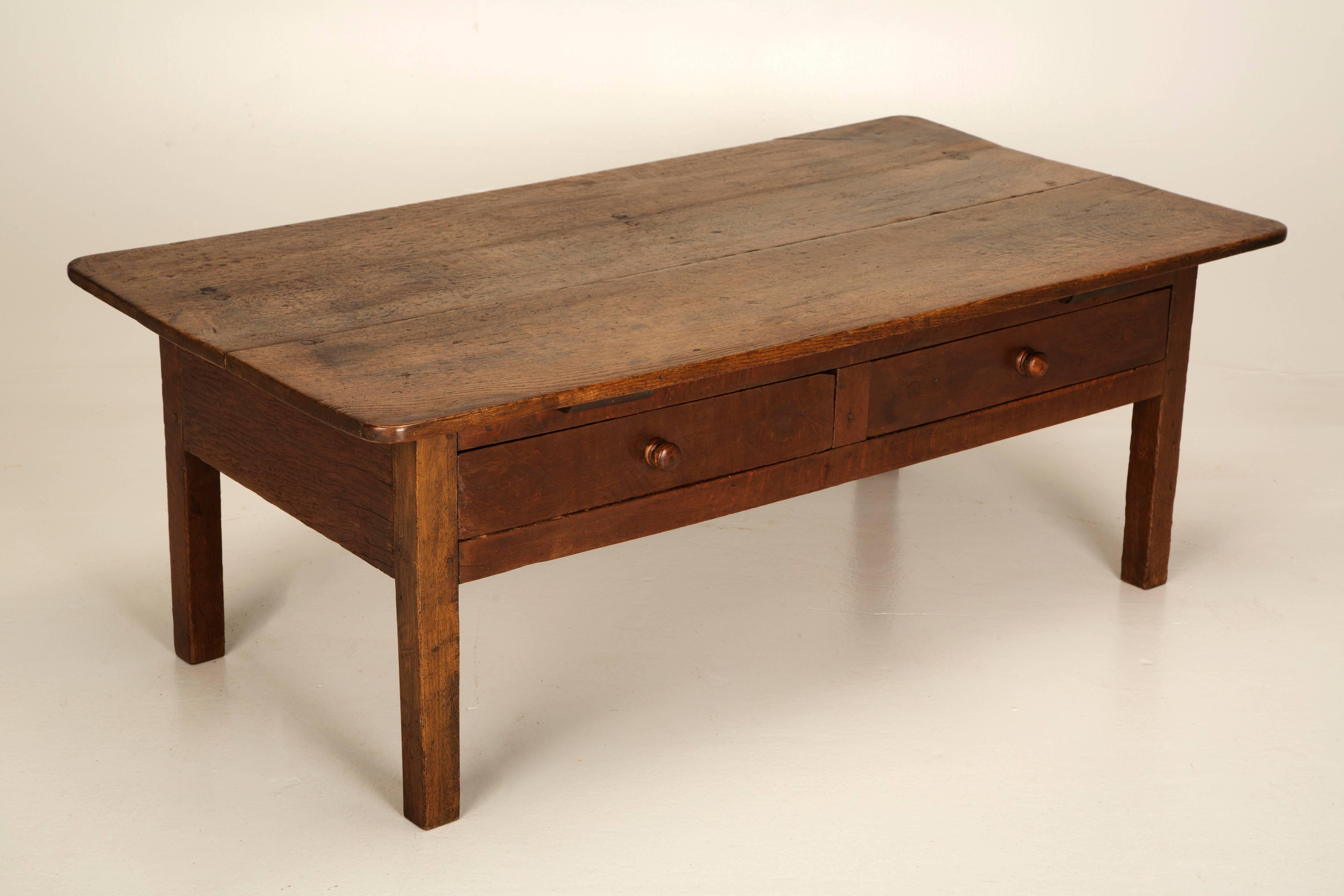 Late 19th Century Antique English Oak Coffee or Cocktail Table