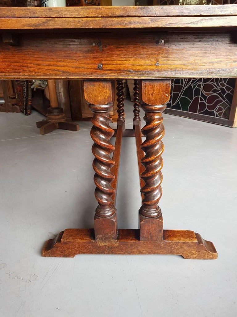 Antique English Oak Dining Table with Barley Twisted Legs, Early 1900s