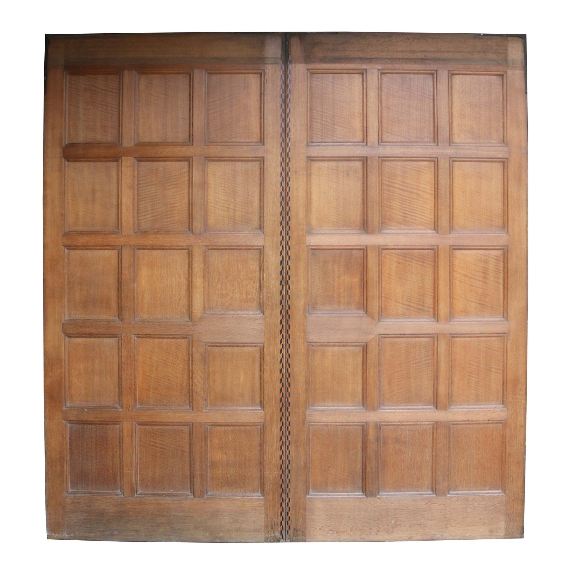 Antique English Oak Double Doors In Good Condition In Wormelow, Herefordshire