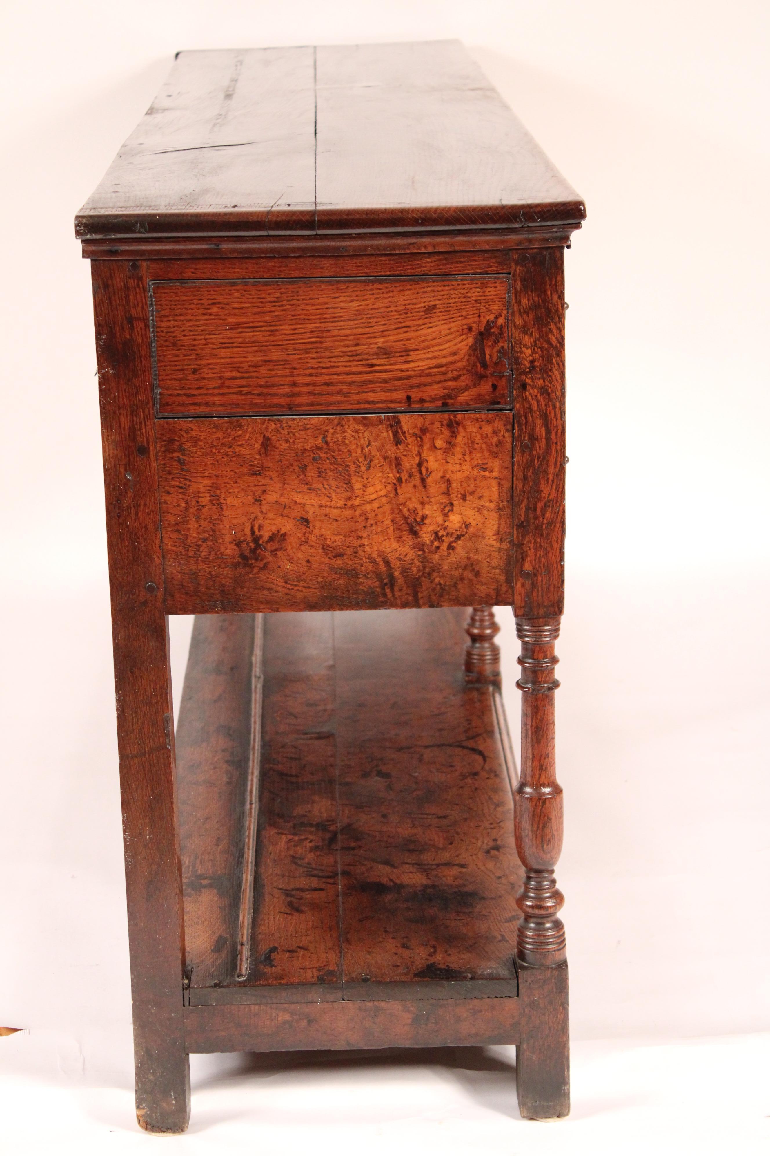 XIX secolo Antico comò inglese in Oak in vendita