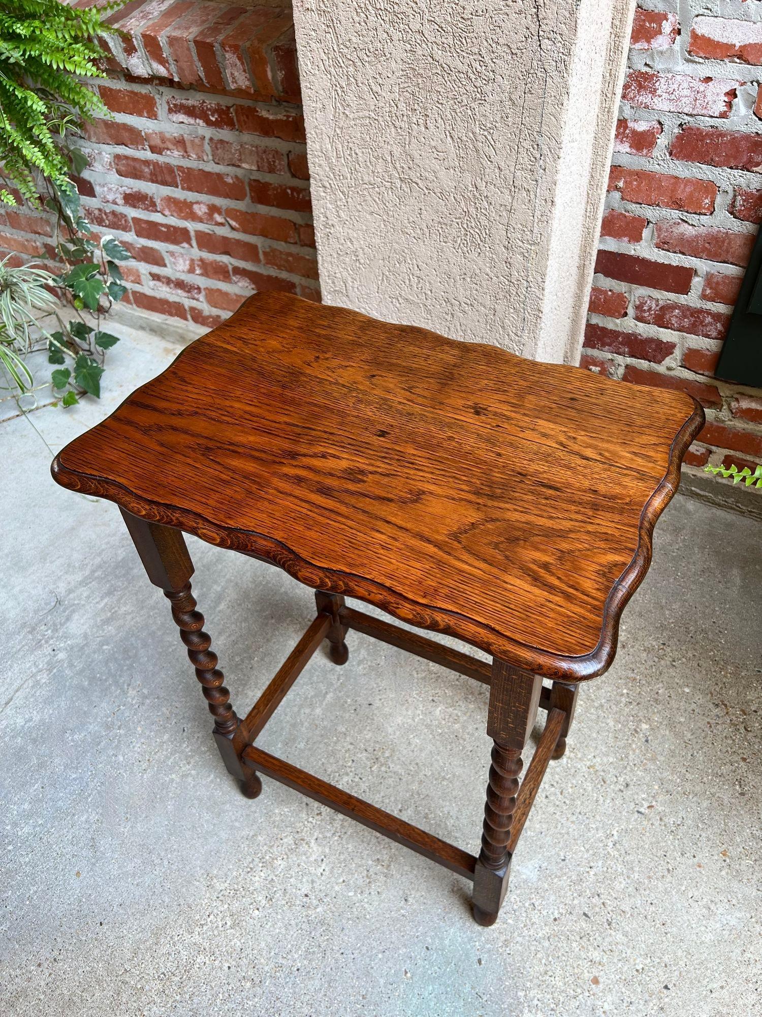 Turned Antique English Oak End Side Table Barley Twist Scalloped Pie Crust Edge