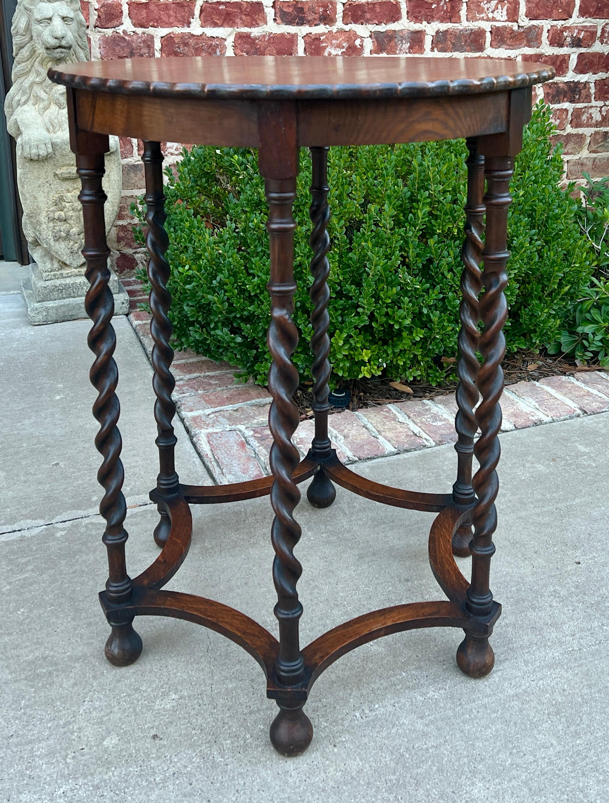 Antique English Oak End Table ROUND Barley Twist Pie Crust Edge Side Table 4