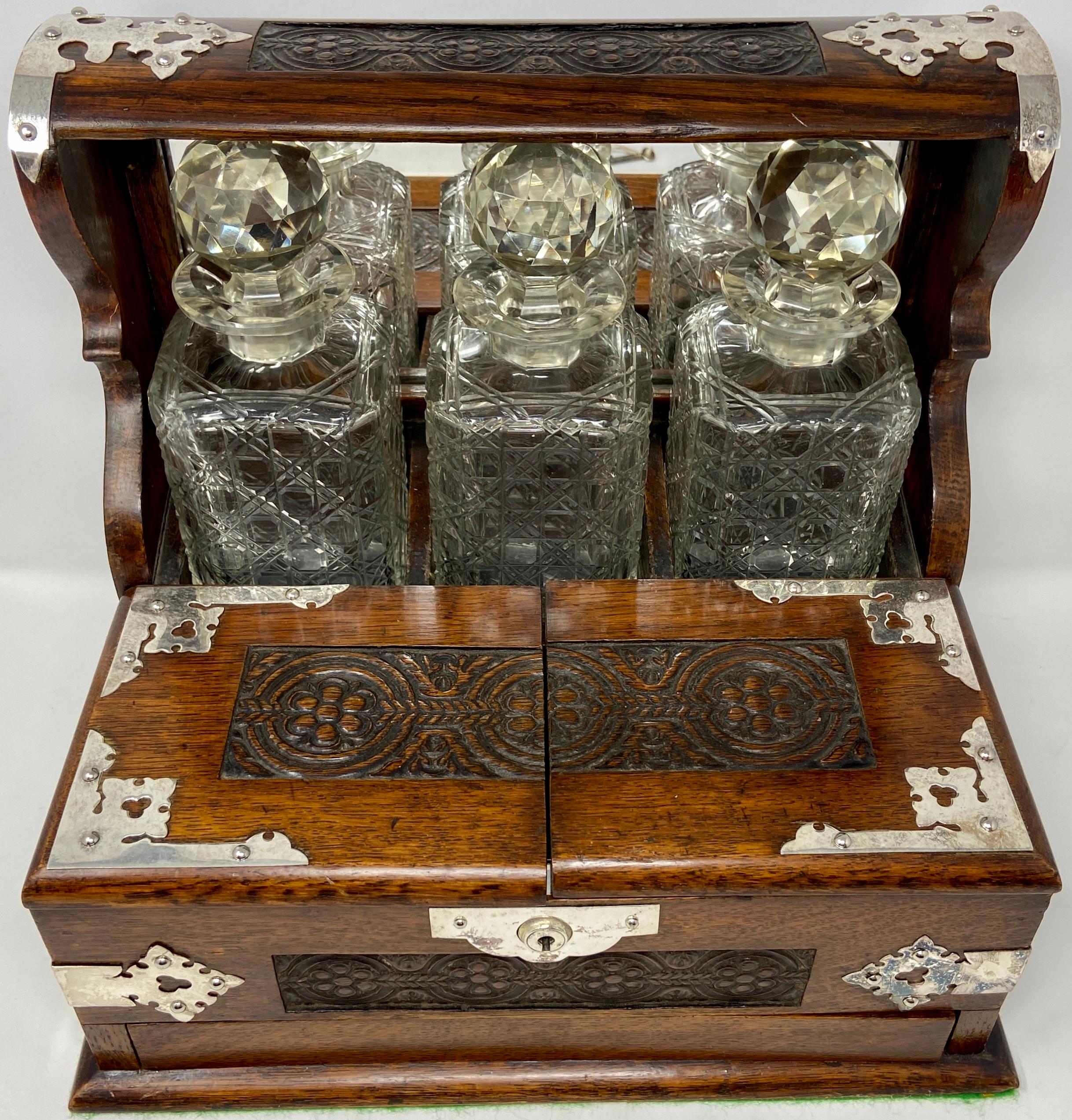 Antique English Oak Games Box 3-Bottle Tantalus with Cordials, circa 1880 In Good Condition In New Orleans, LA