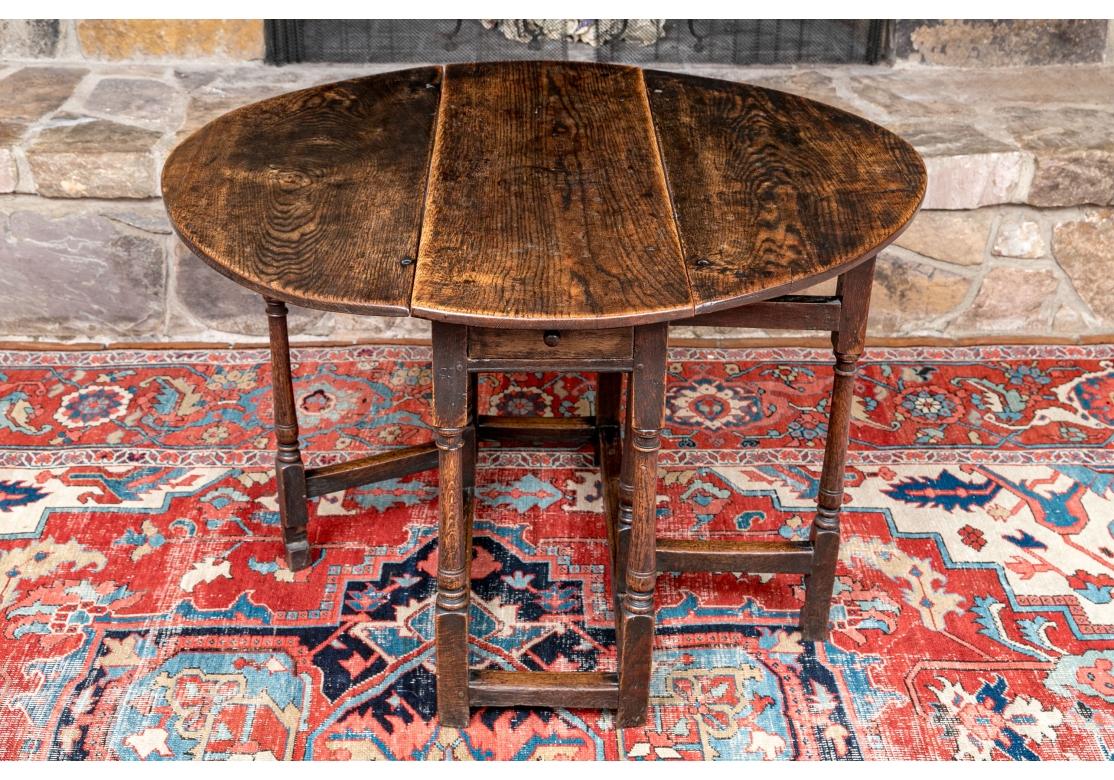 19th Century Antique English Oak Gate Leg Table For Sale
