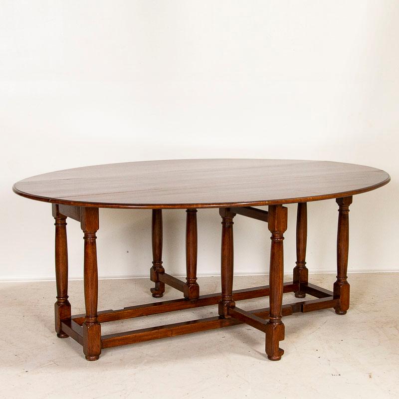 Antique English Oak Gateleg Dining Wake Table In Good Condition In Round Top, TX